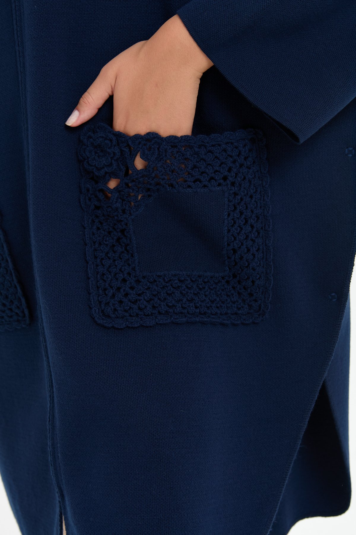 24060Kadın Dik Yaka Cebi Gül İşlemeli Fermuarlı Panço Lacivert