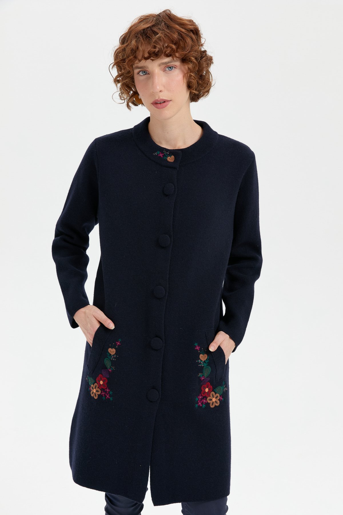 24012Kadın Dik Yaka Cebi İşlemeli Uzun Yün Kaban K.Lacivert