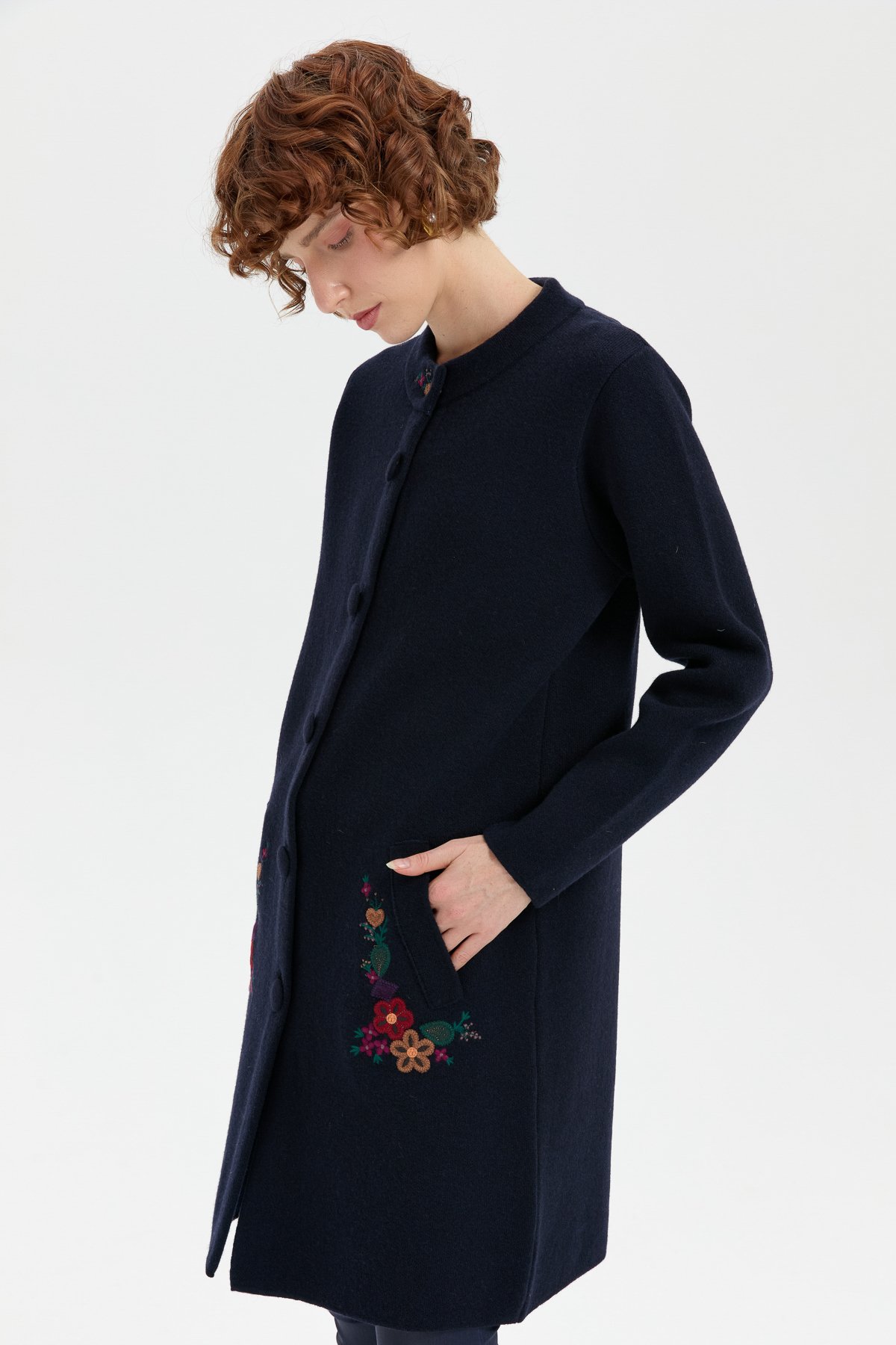 24012Kadın Dik Yaka Cebi İşlemeli Uzun Yün Kaban K.Lacivert