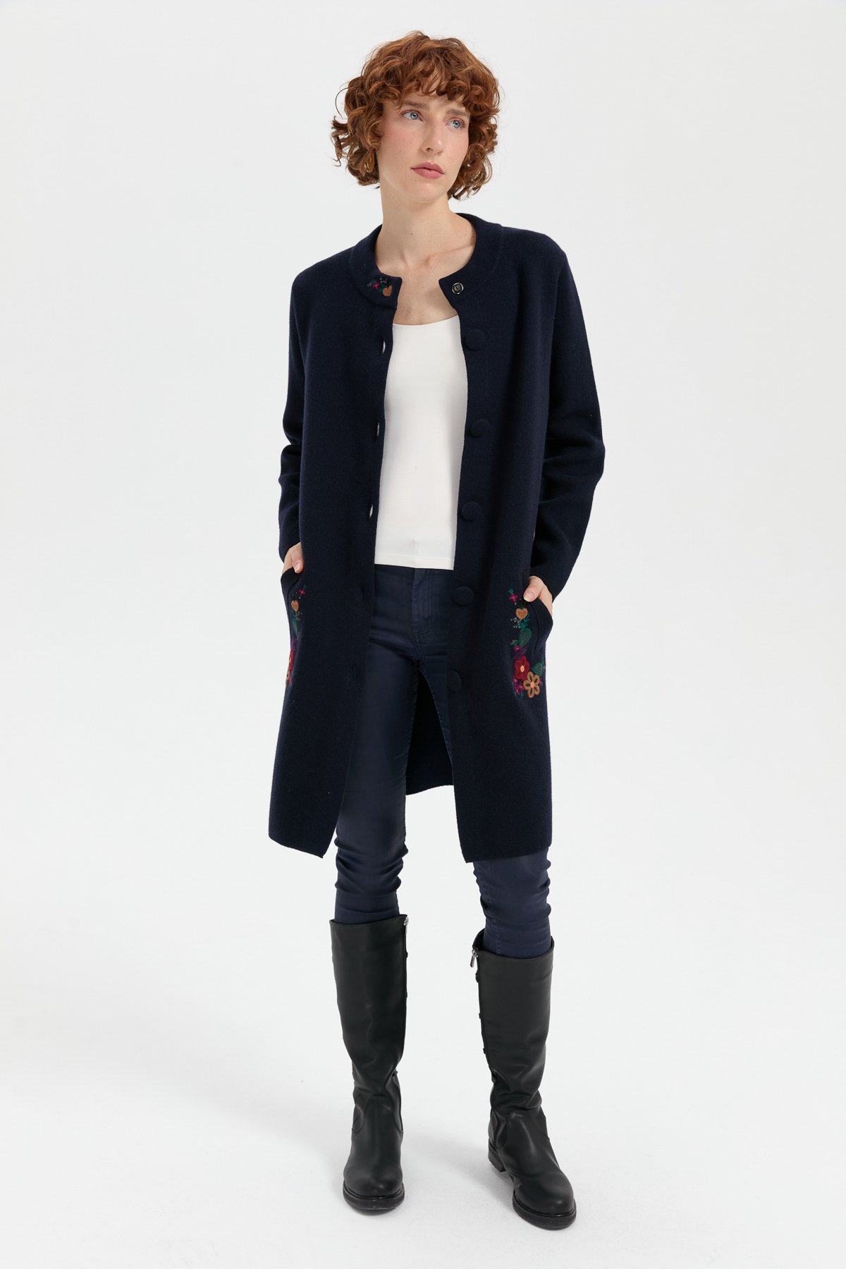 24012Kadın Dik Yaka Cebi İşlemeli Uzun Yün Kaban K.Lacivert