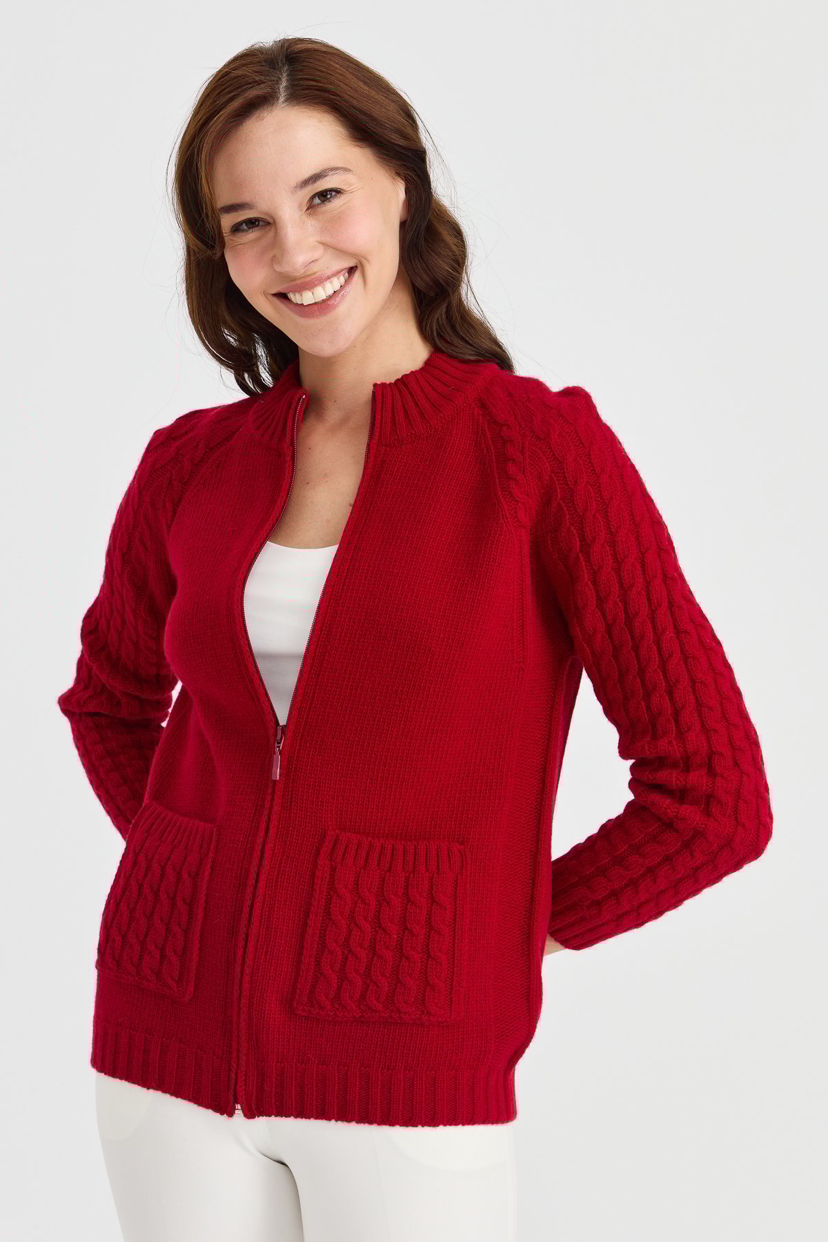 23203Kadın Dik Yaka Cebi ve Kolu Saç Örgü Yün Ceket K.Kırmızı