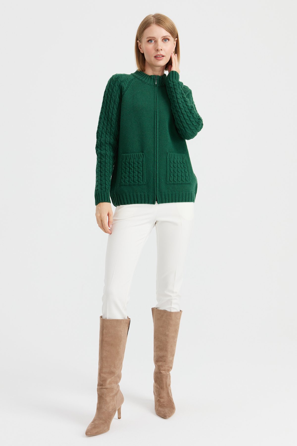 23203Kadın Dik Yaka Cebi ve Kolu Saç Örgü Yün Ceket Ö.Başı