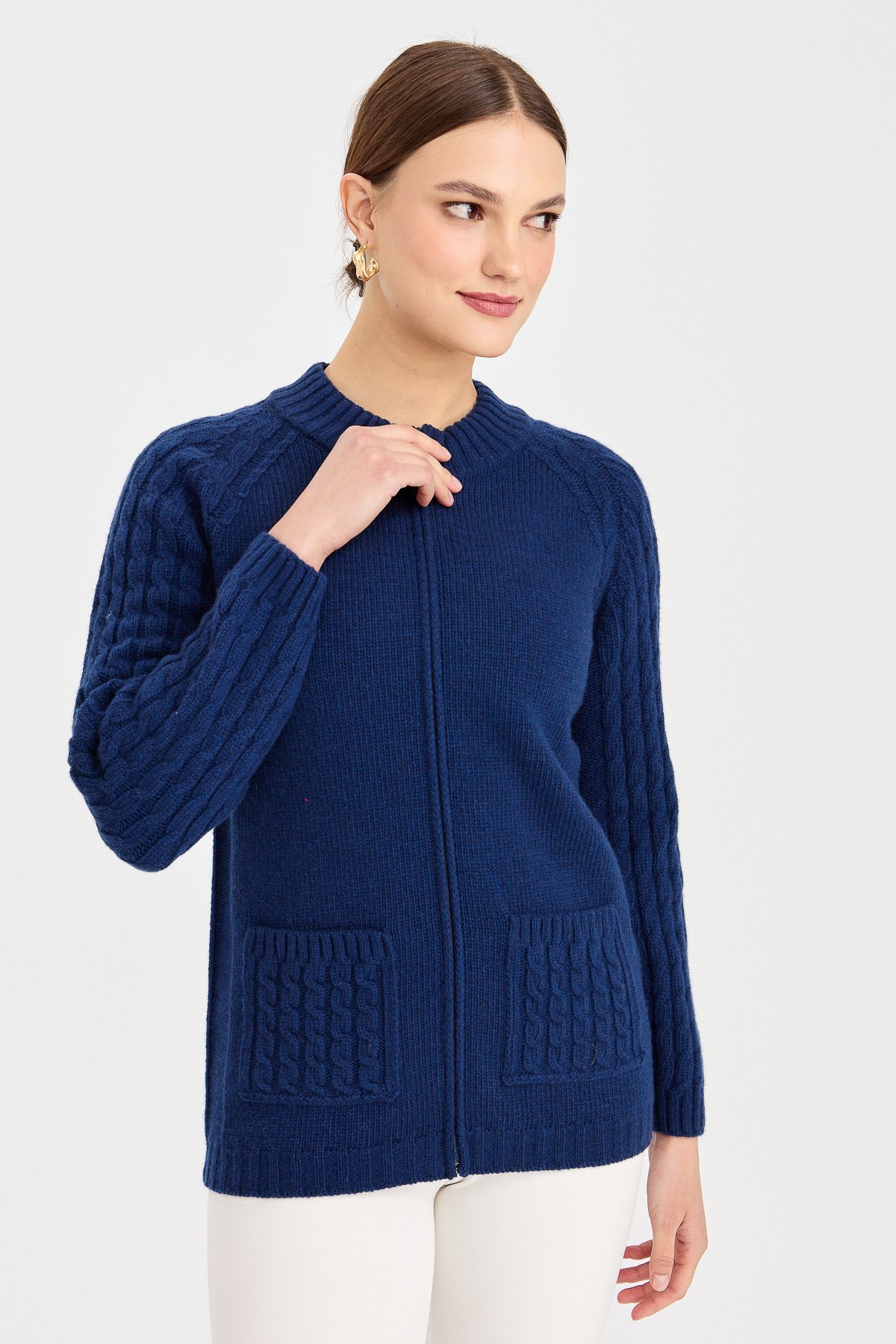 23203Kadın Dik Yaka Cebi ve Kolu Saç Örgü Yün Ceket İndigo