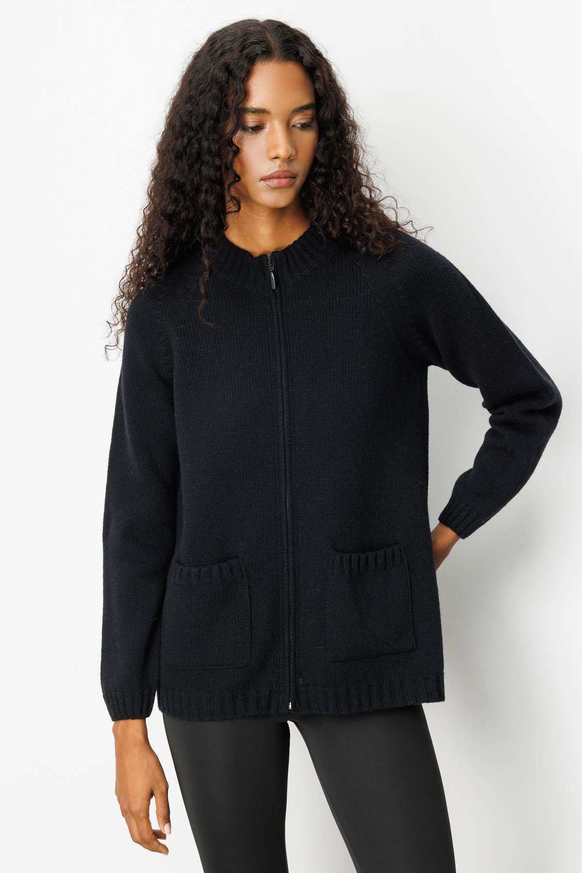 25170Kadın Dik Yaka Cepli Basic Yün Ceket Siyah