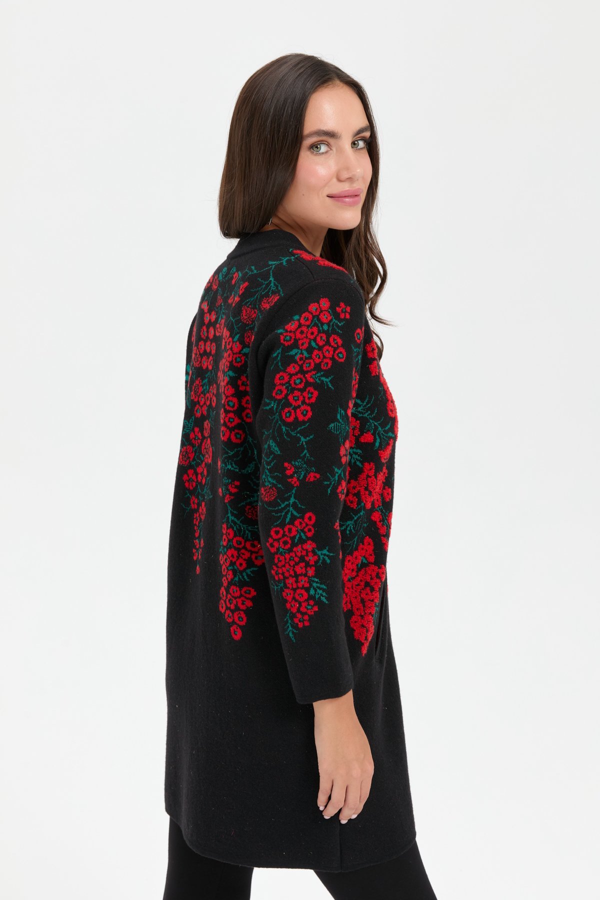 24018Kadın Dik Yaka Çiçekli Uzun Yün Kaban Siyah