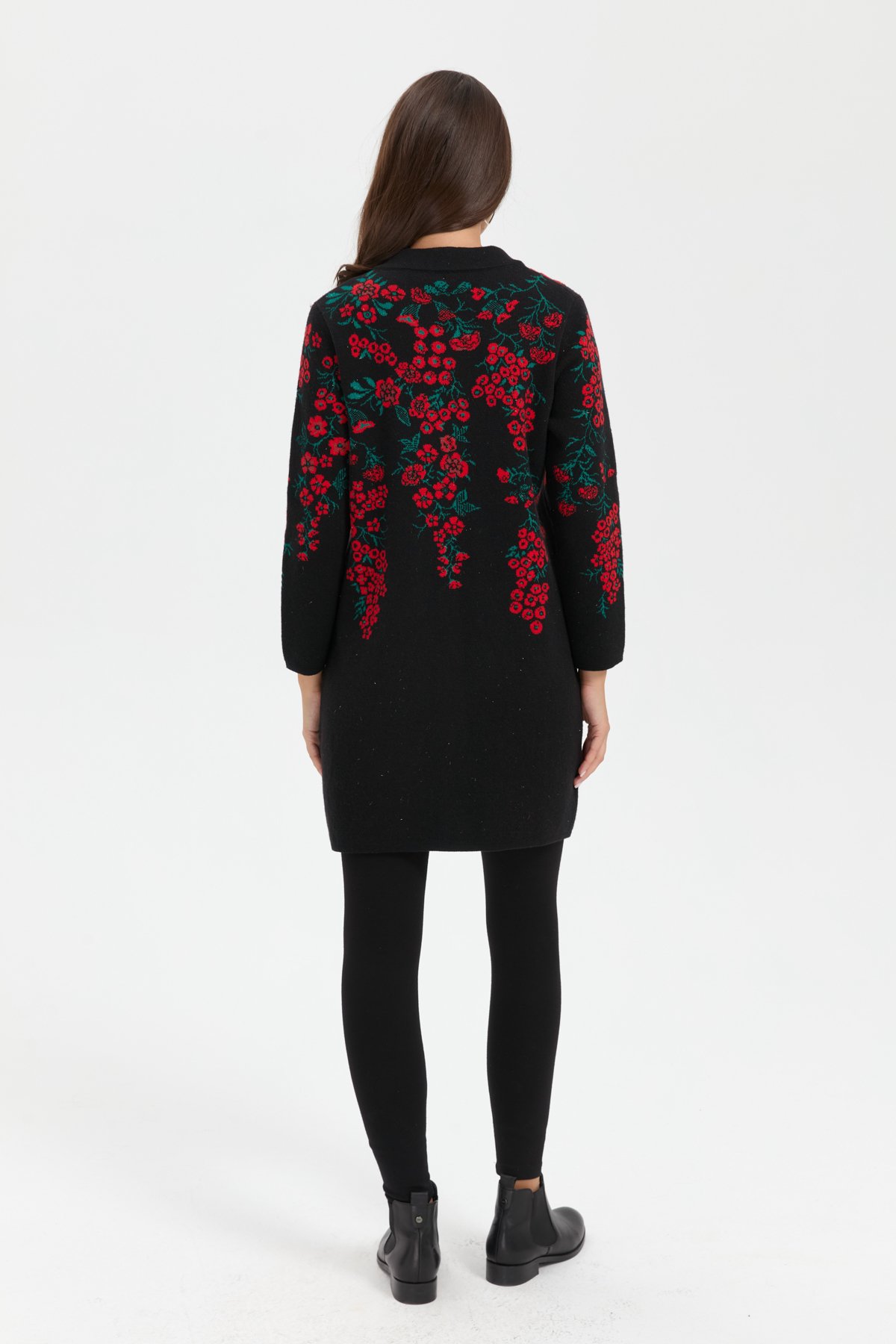 24018Kadın Dik Yaka Çiçekli Uzun Yün Kaban Siyah