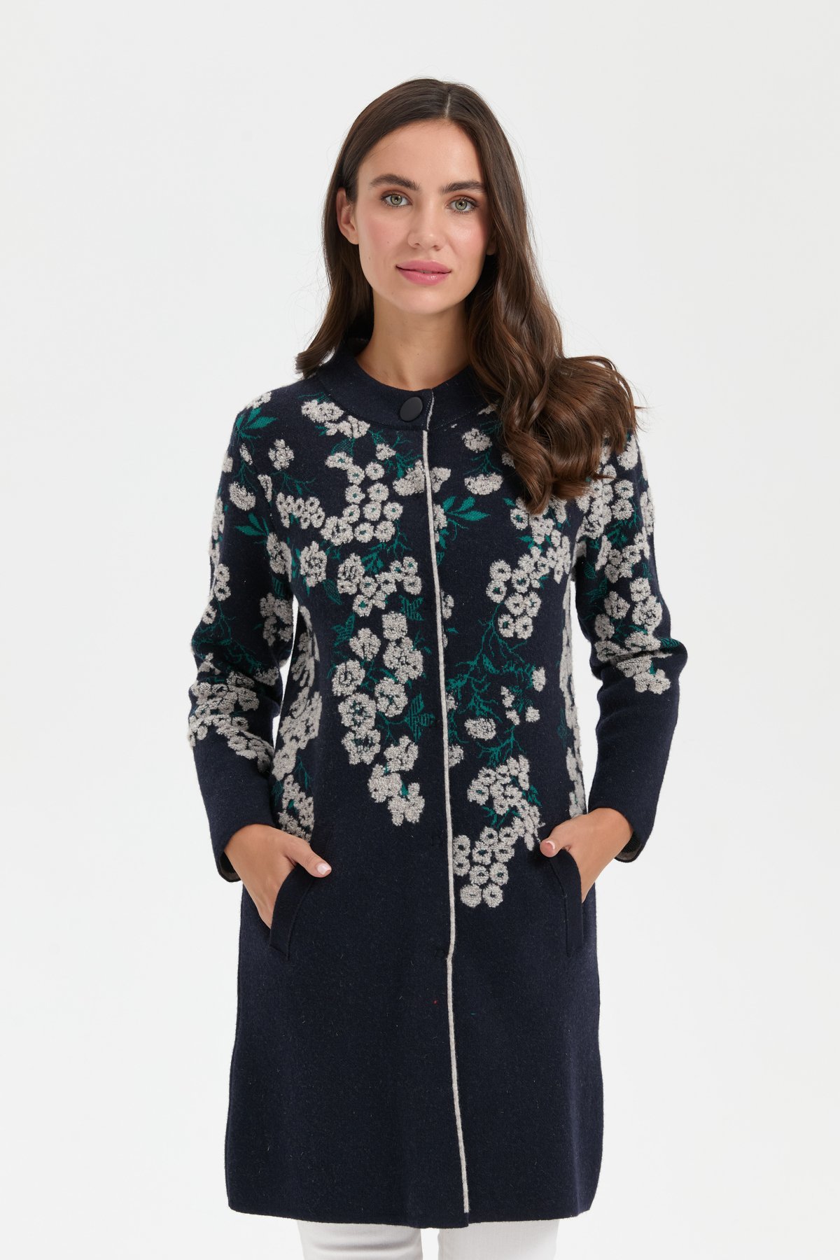 24018Kadın Dik Yaka Çiçekli Uzun Yün Kaban K.Lacivert