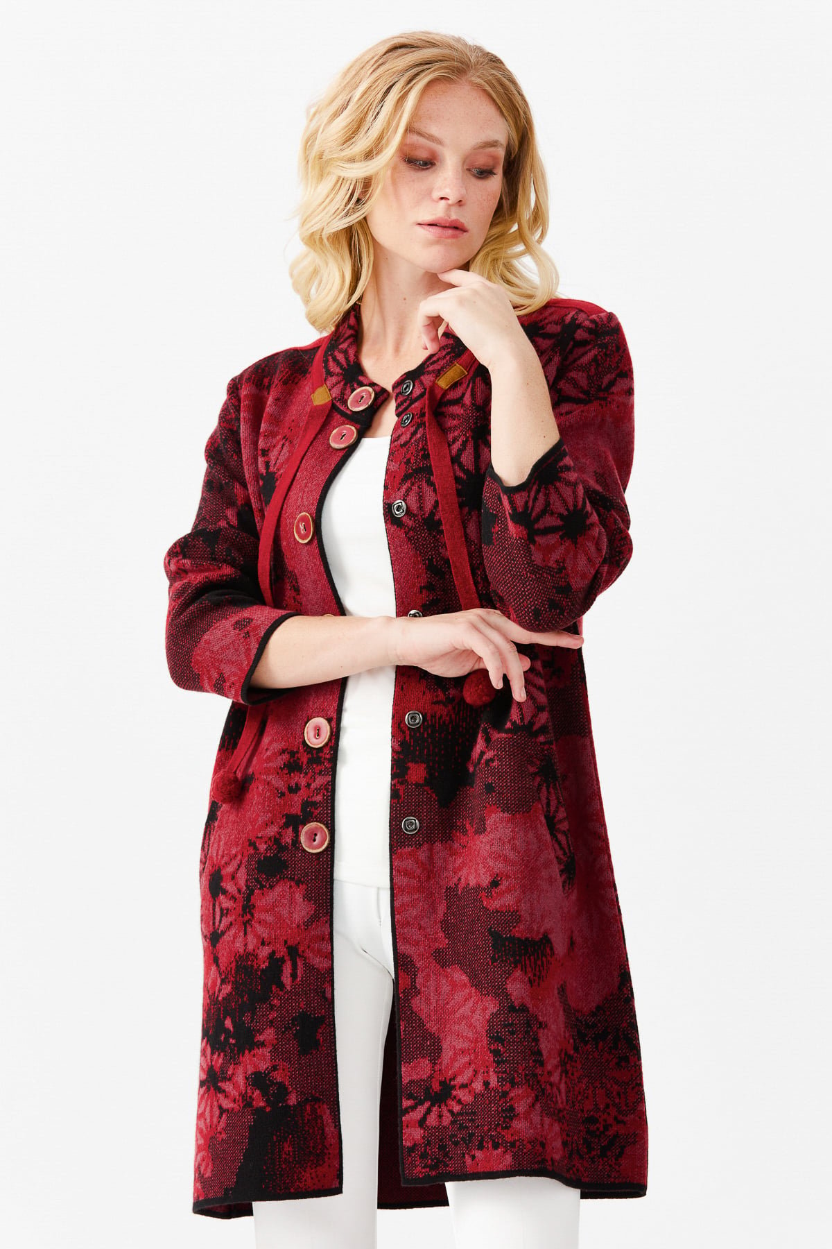 22159Women'S Long Patterned Coat With A Stand-Up Collar Red