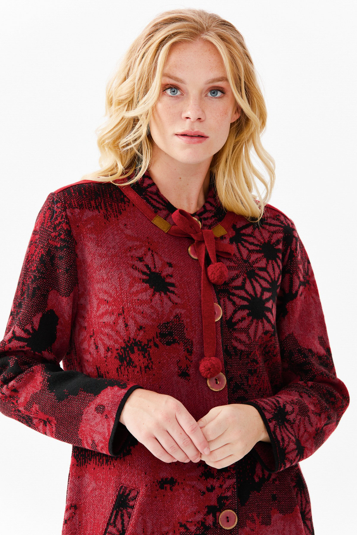 22159Women'S Long Patterned Coat With A Stand-Up Collar Red