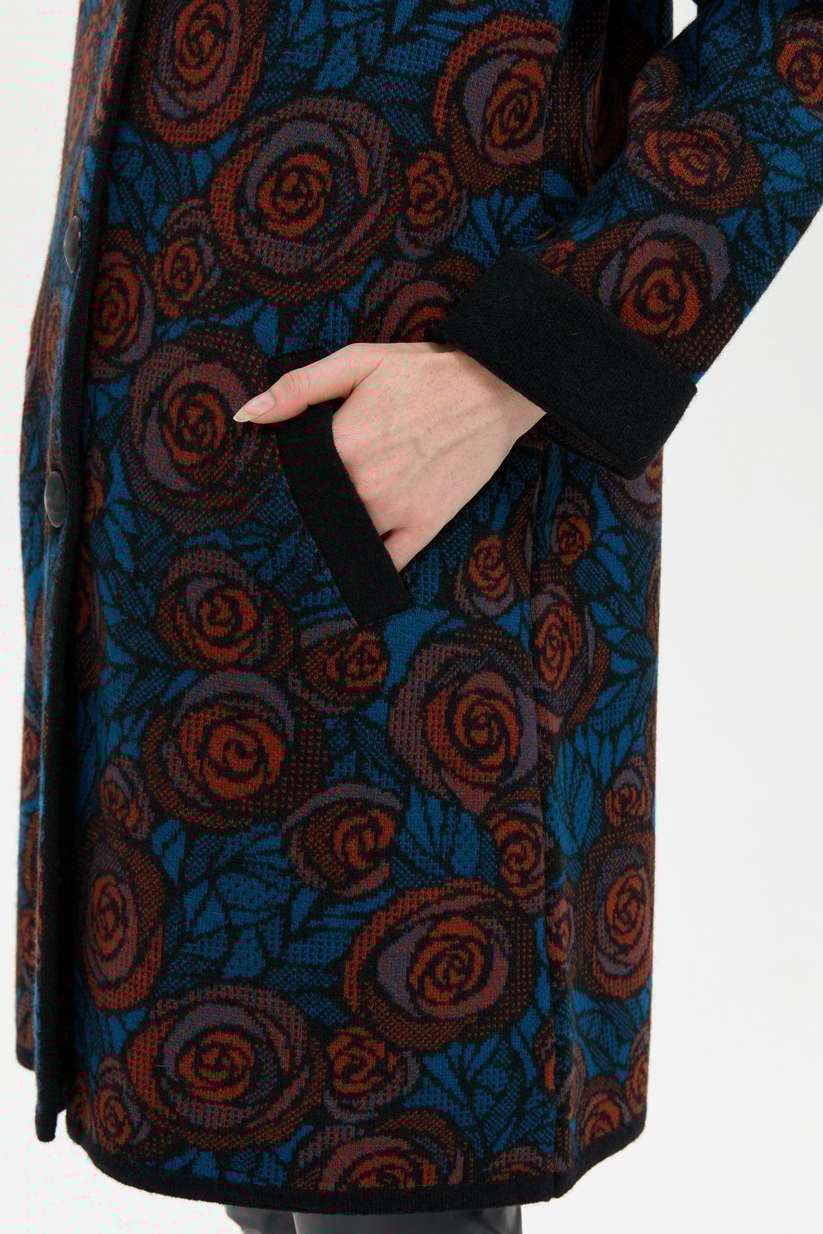 24048Kadın Dik Yaka Gül Desenli Uzun Yün Kaban Siyah_K.petrol