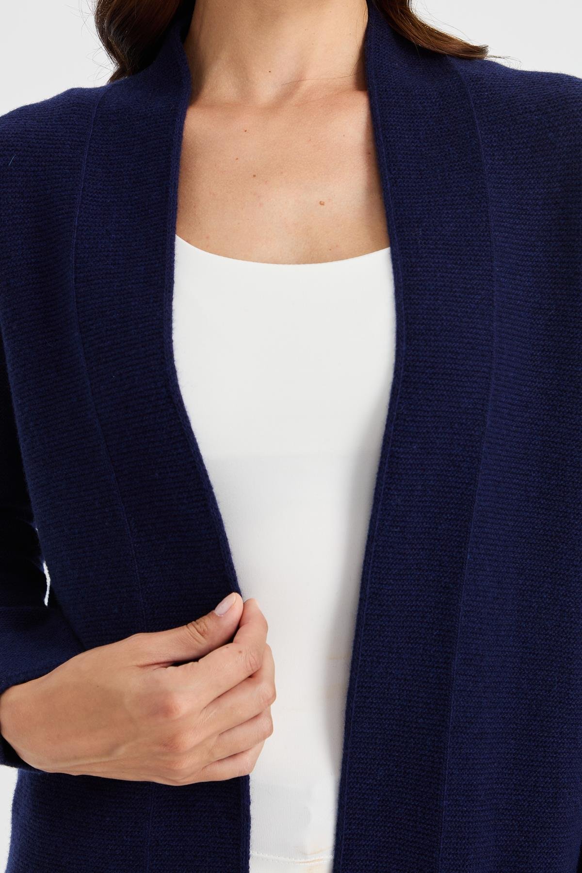 23151Kadın Dik Yaka Kendinden Bantlı Uzun Yün Kaban Y.A.Lacivert