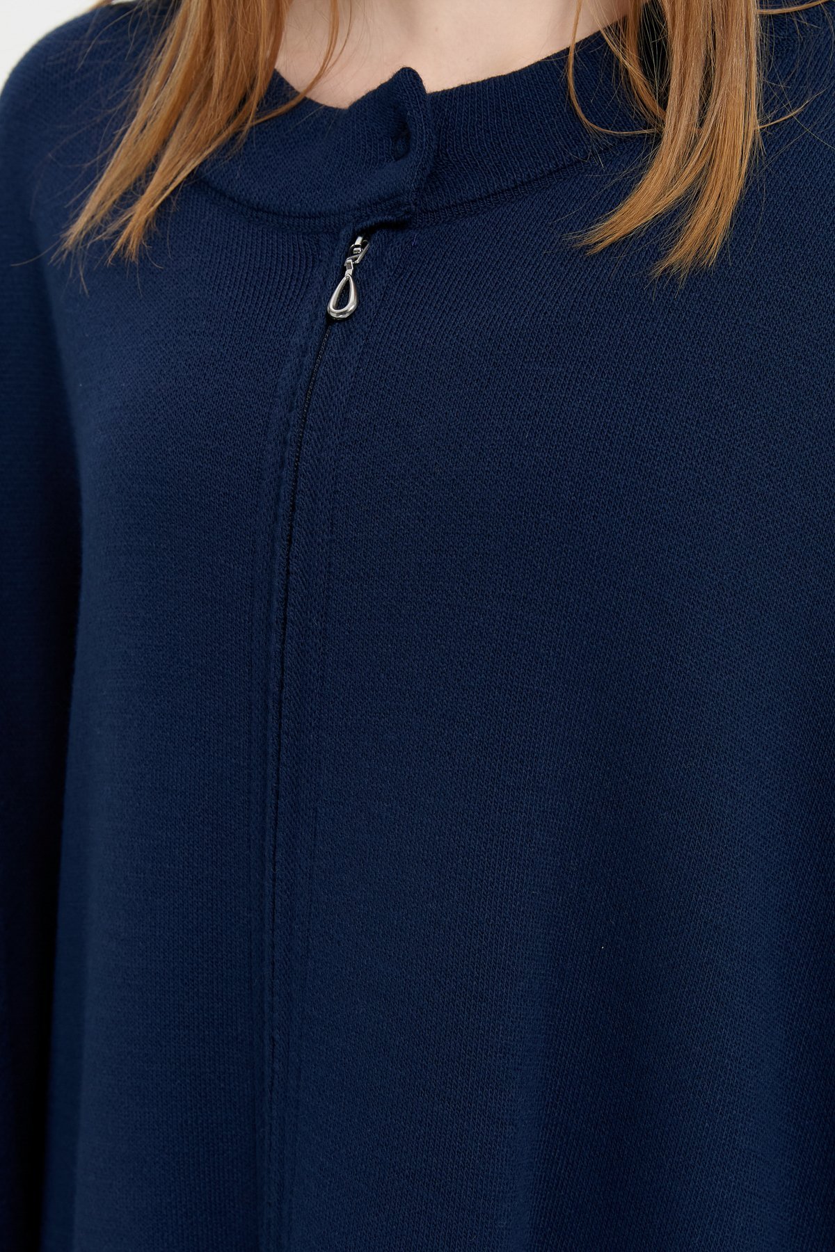 24057Kadın Dik Yaka Kolu ve Cebi İşlemeli Panço Lacivert