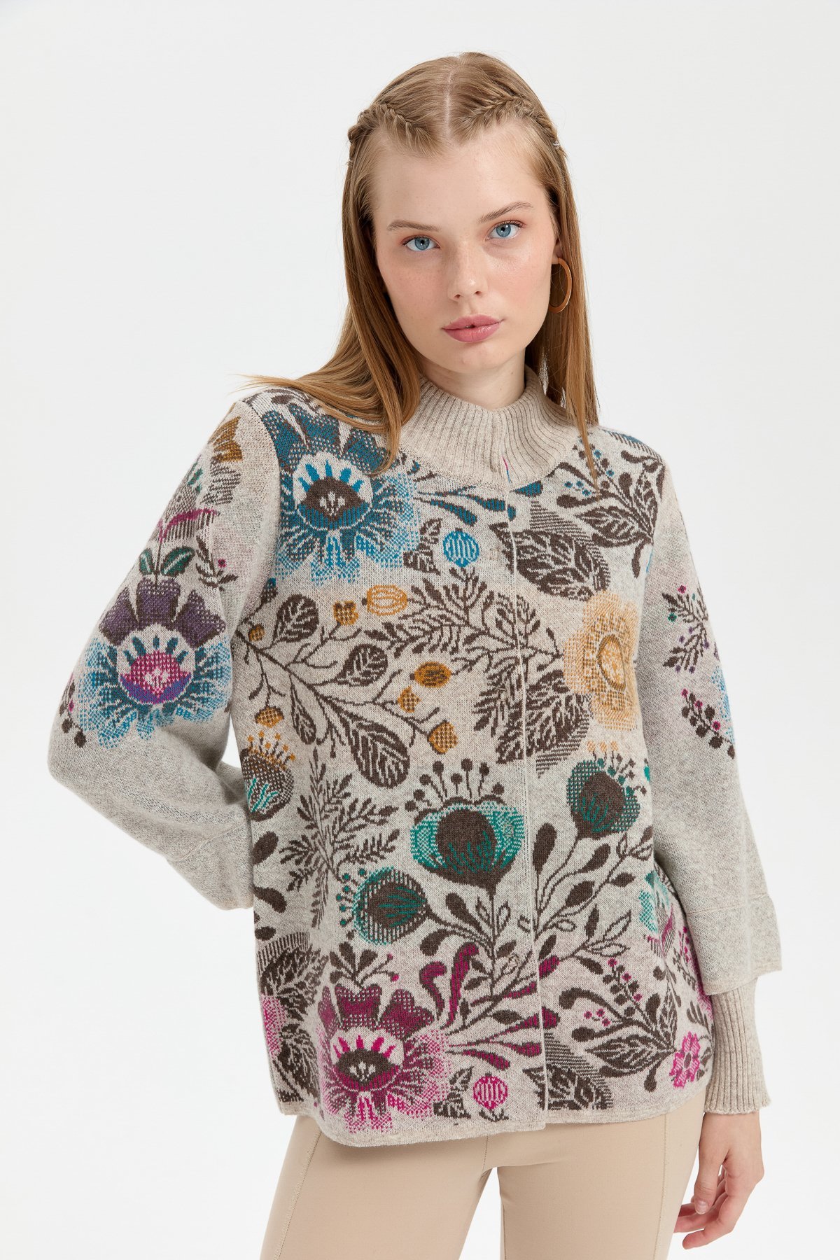 24050Kadın Dik Yaka Önü Renkli Çiçekli Kısa Yün Ceket V.Bej