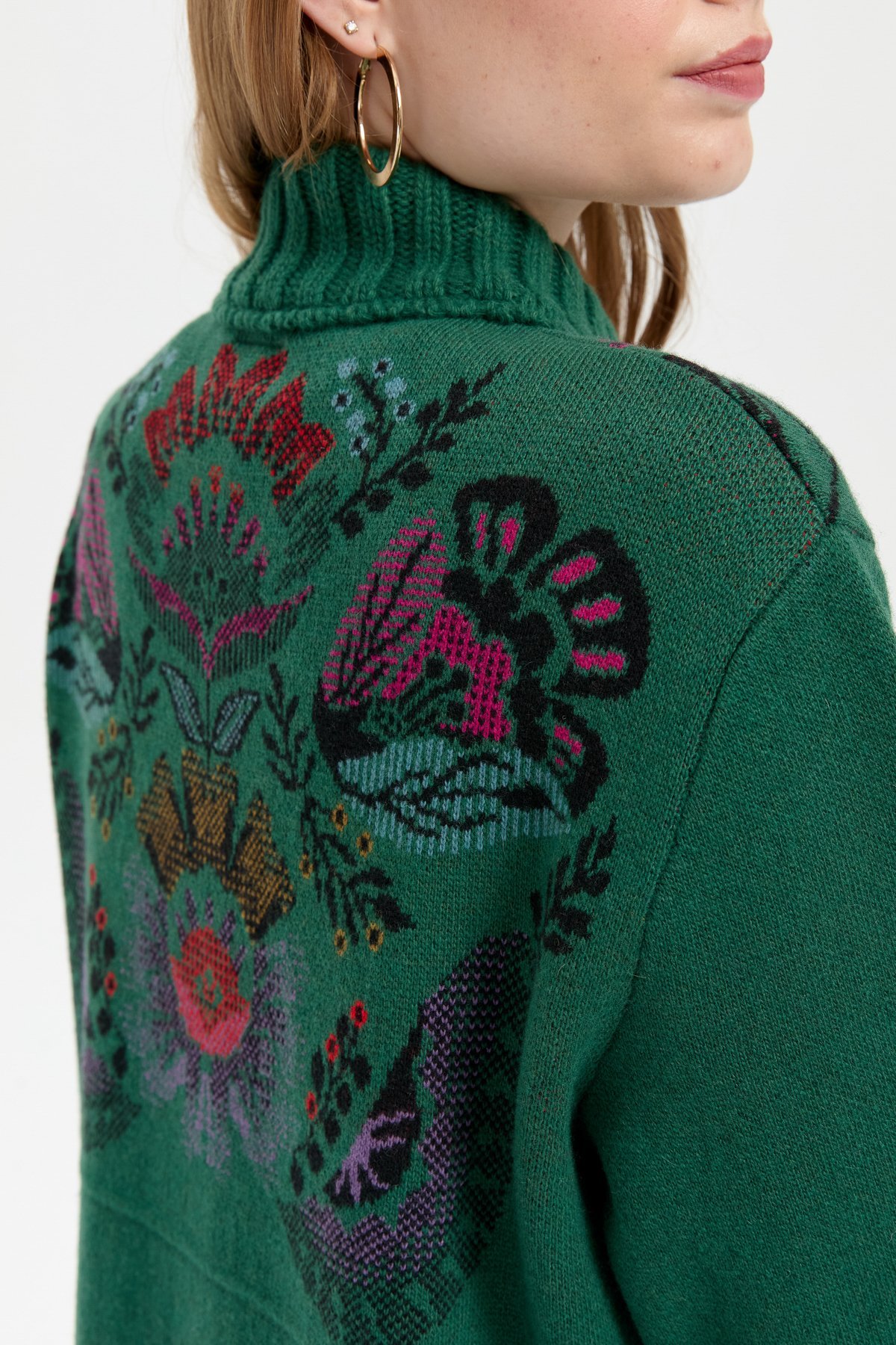 24051Kadın Dik Yaka Önü Renkli Çiçekli Uzun Yün Kaban Ö.Başı