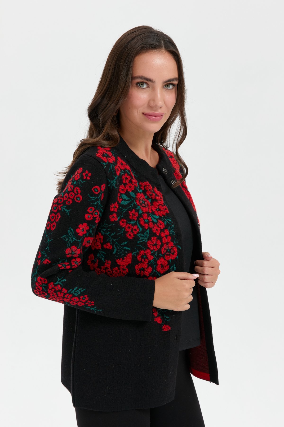 24019Kadın Dik Yaka Pıtırcık Çiçekli Yün Ceket Siyah