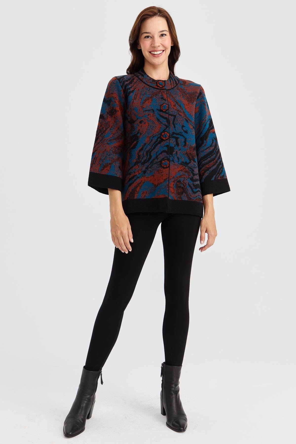 23125Kadın Dik Yaka Renkli Dalga Desenli Yün Kaban Siyah