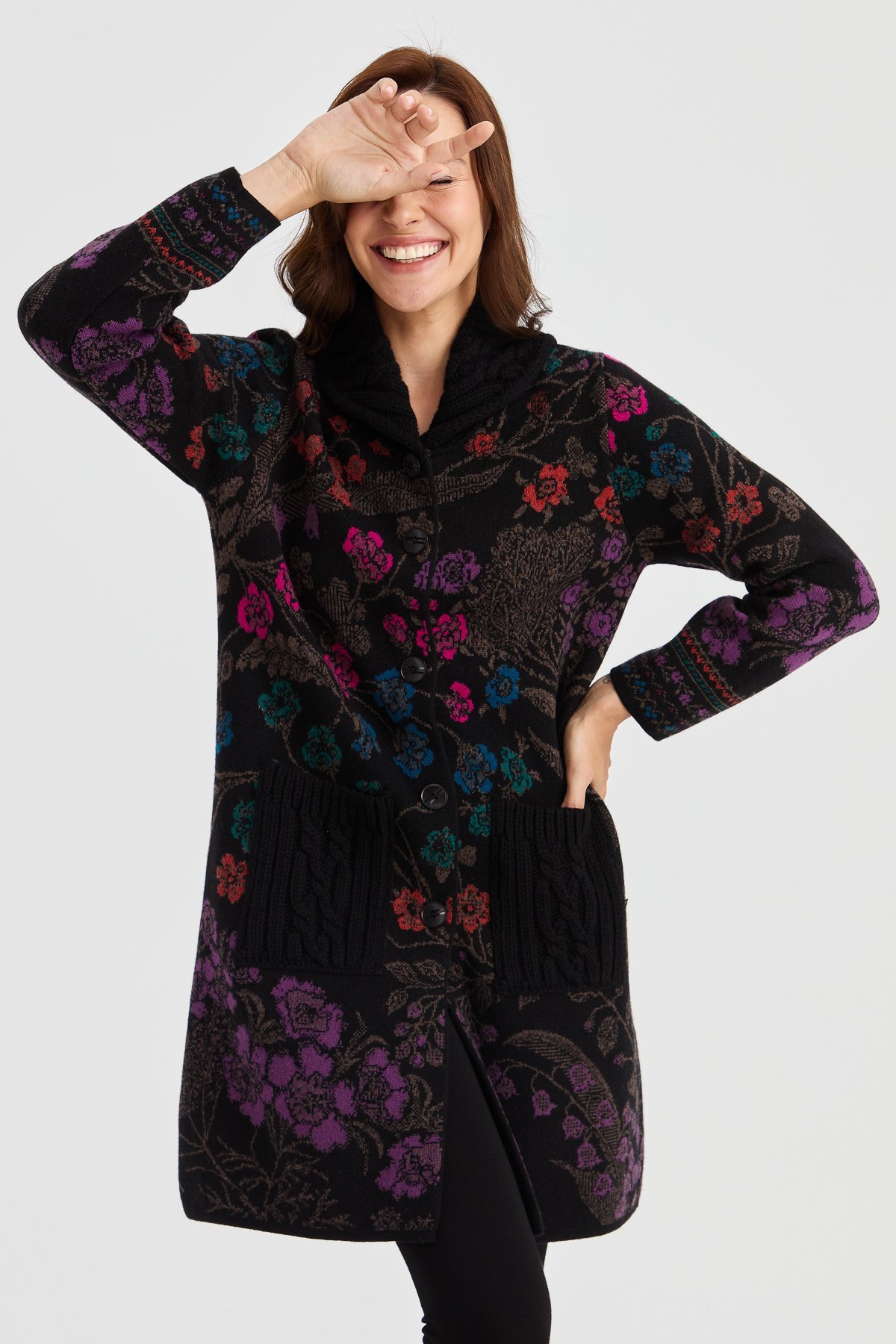 23018Kadın Dik Yaka Sarmaşık Çiçekli Uzun Yün Kaban Siyah