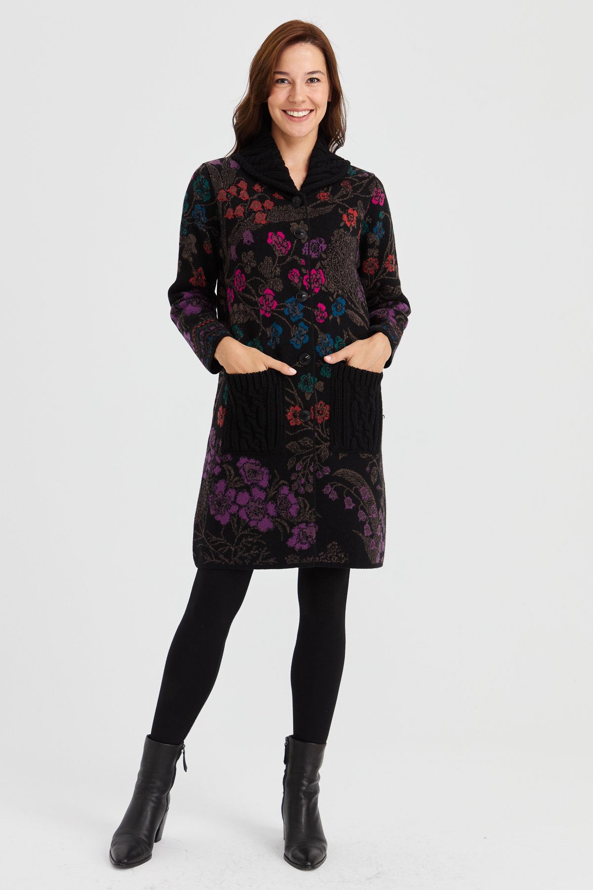 23018Kadın Dik Yaka Sarmaşık Çiçekli Uzun Yün Kaban Siyah