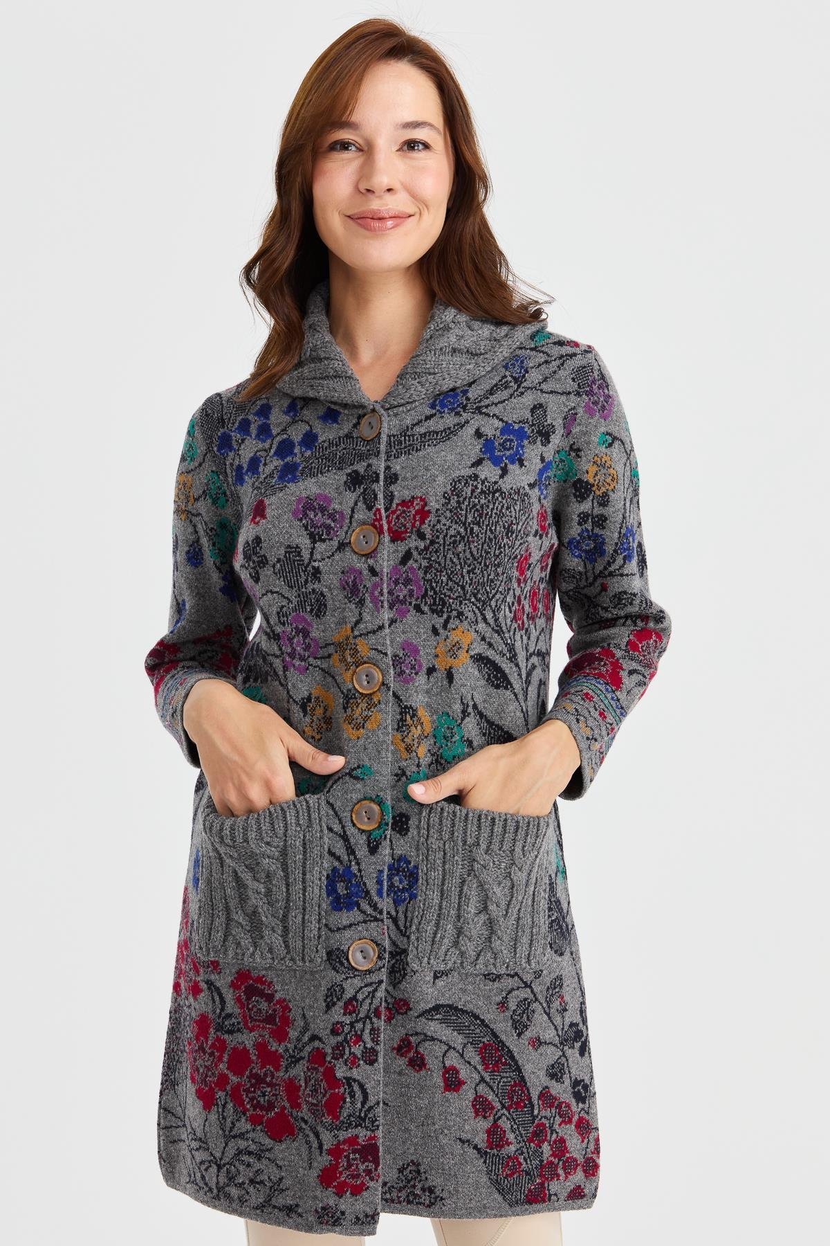 23018Kadın Dik Yaka Sarmaşık Çiçekli Uzun Yün Kaban Füme