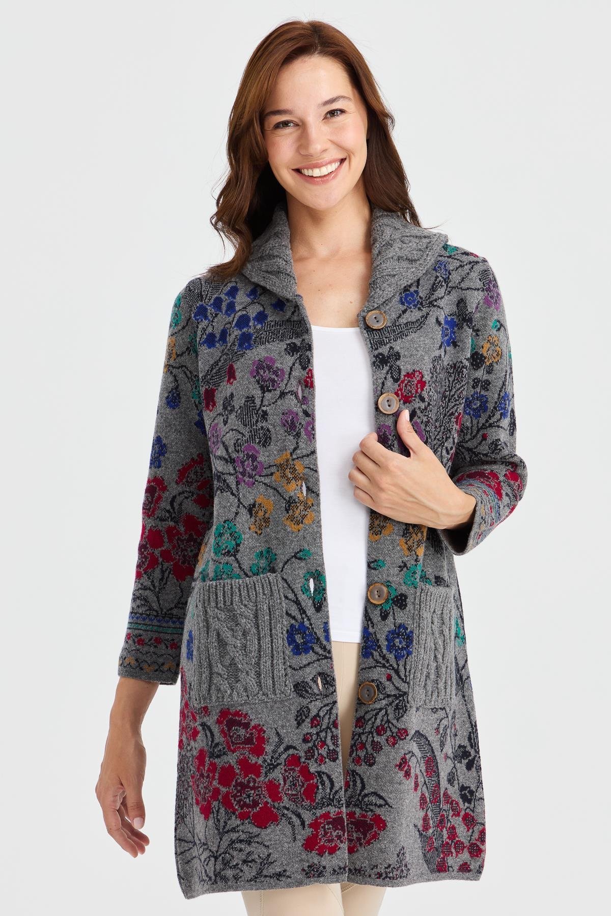 23018Kadın Dik Yaka Sarmaşık Çiçekli Uzun Yün Kaban Füme