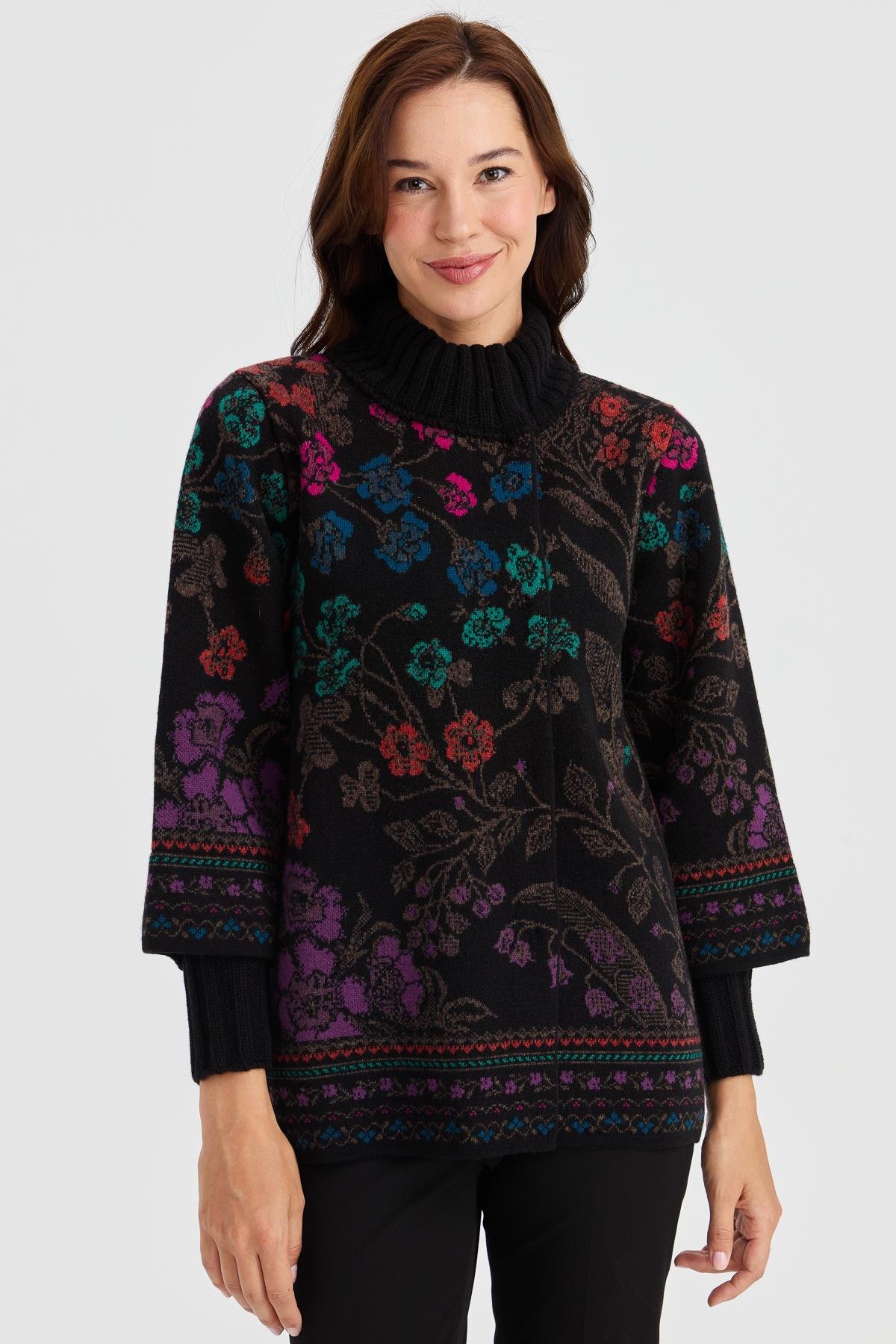 23017Kadın Dik Yaka Sarmaşık Çiçekli Yün Kaban Siyah