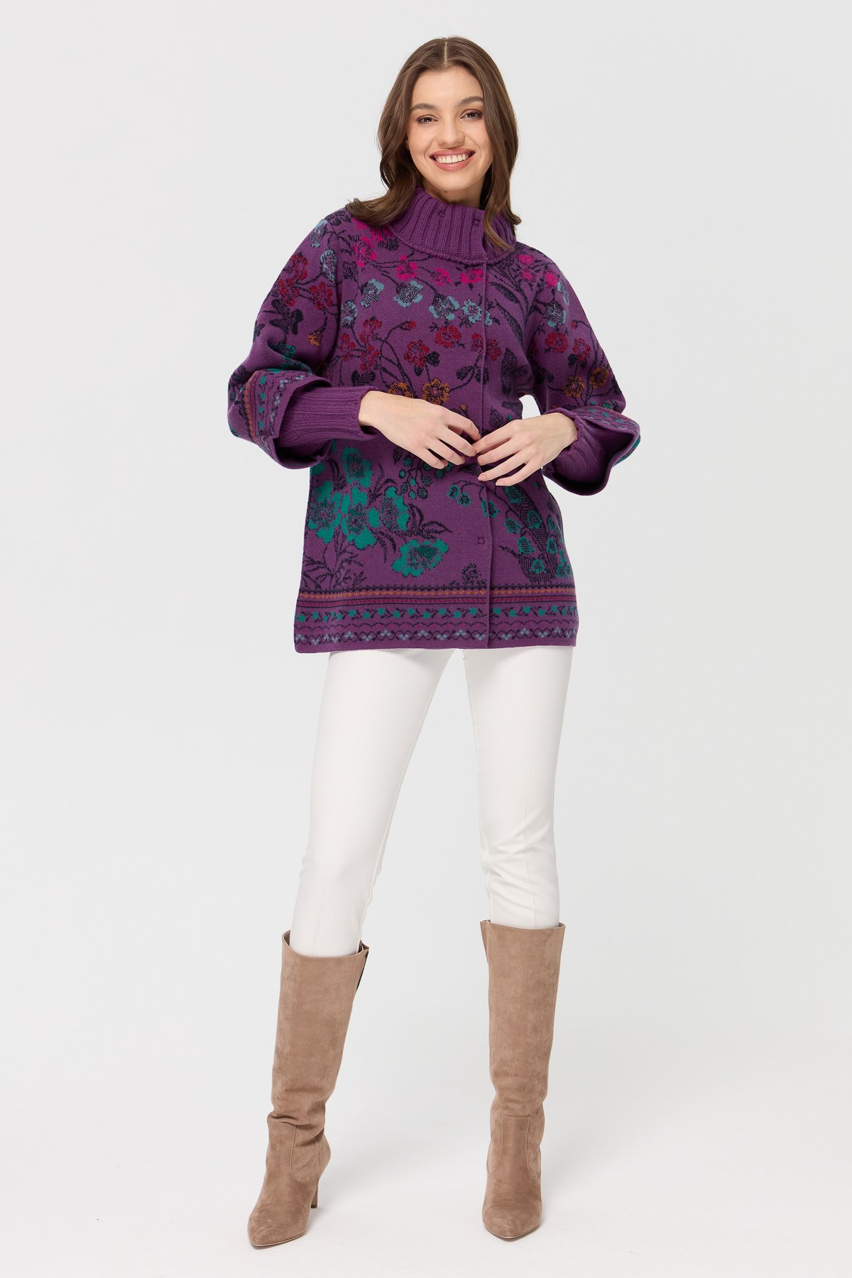 23017Kadın Dik Yaka Sarmaşık Çiçekli Yün Kaban A.Mor