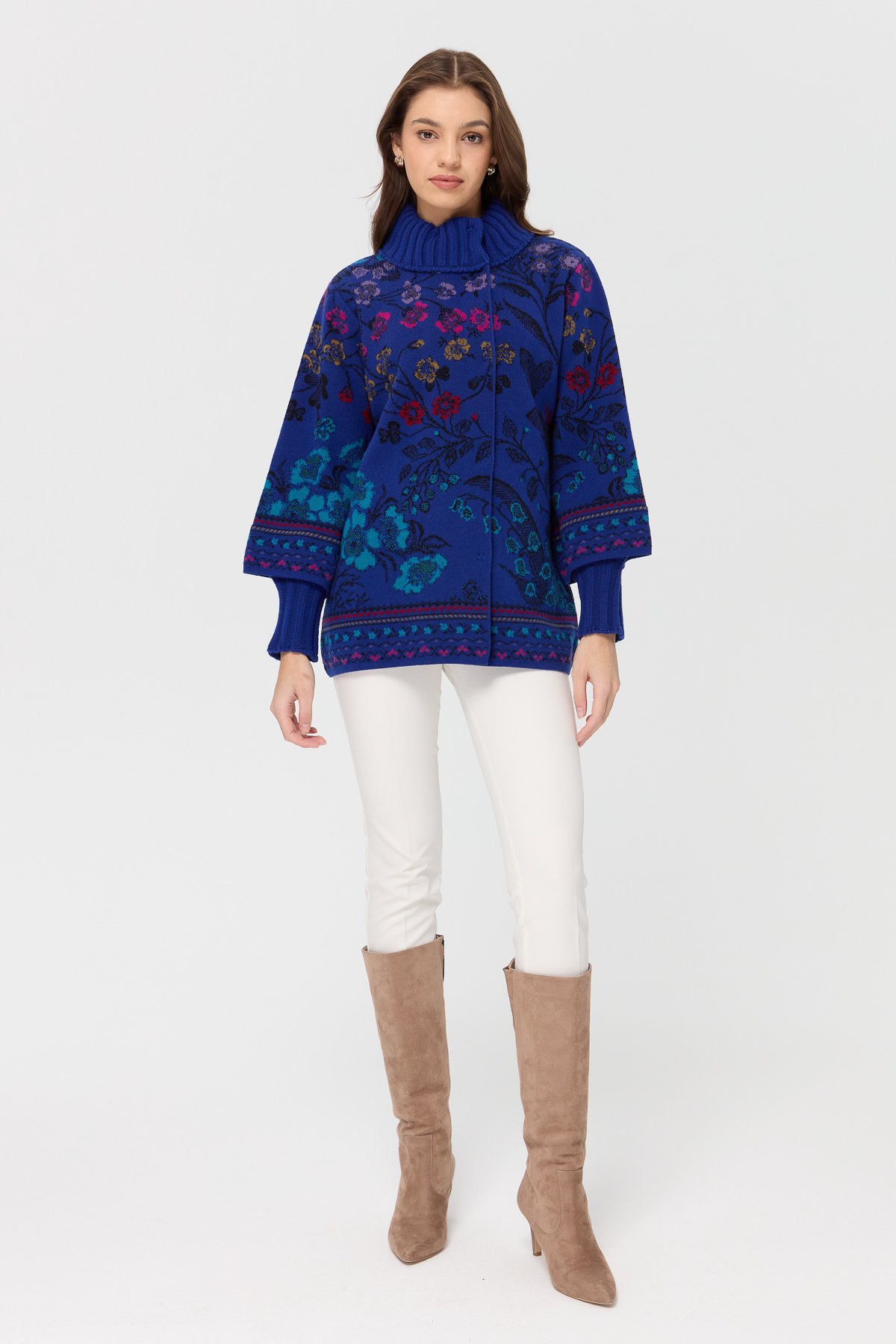 23017Kadın Dik Yaka Sarmaşık Çiçekli Yün Kaban K.Saks Mavi