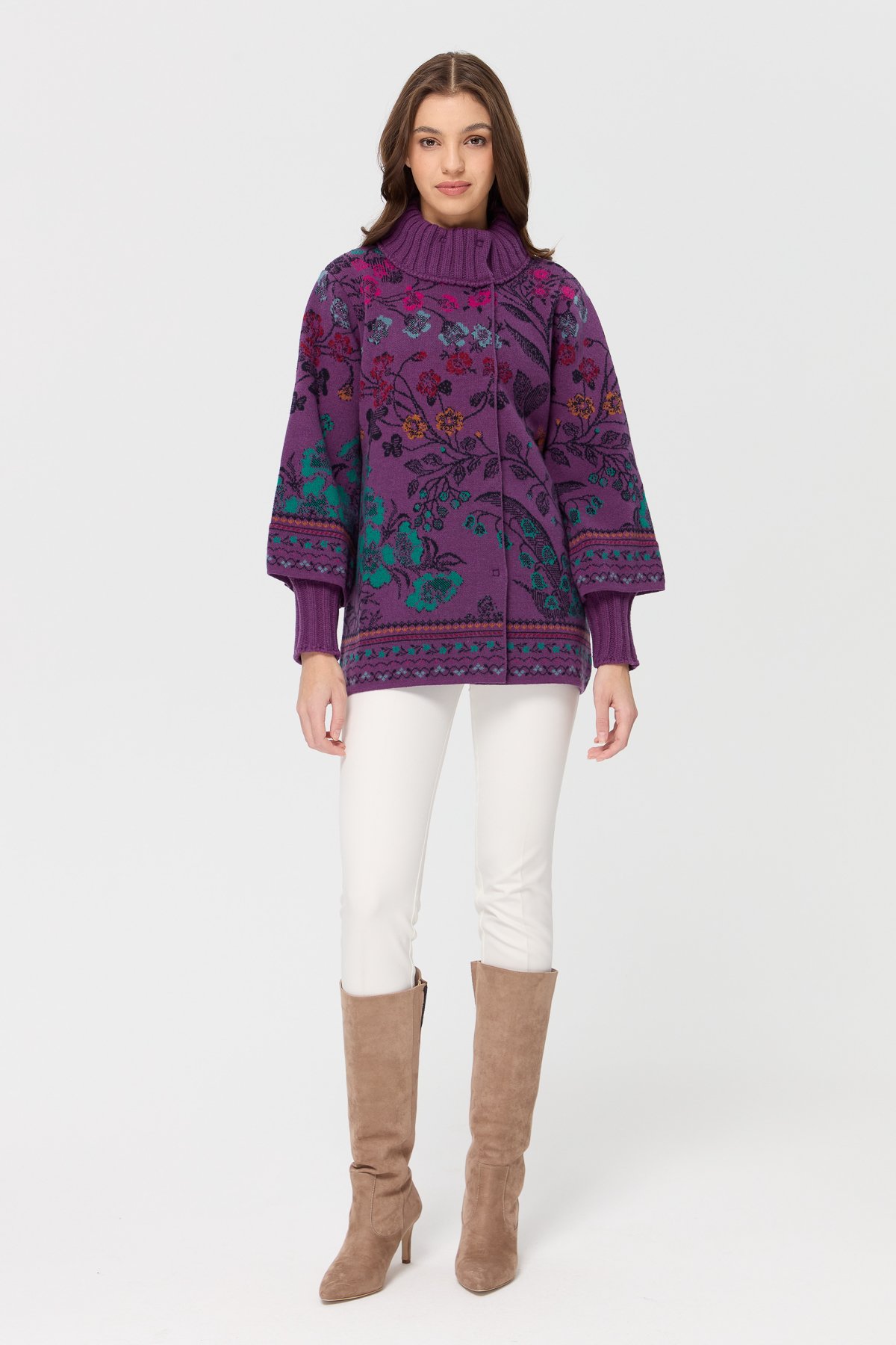 23017Kadın Dik Yaka Sarmaşık Çiçekli Yün Kaban A.Mor