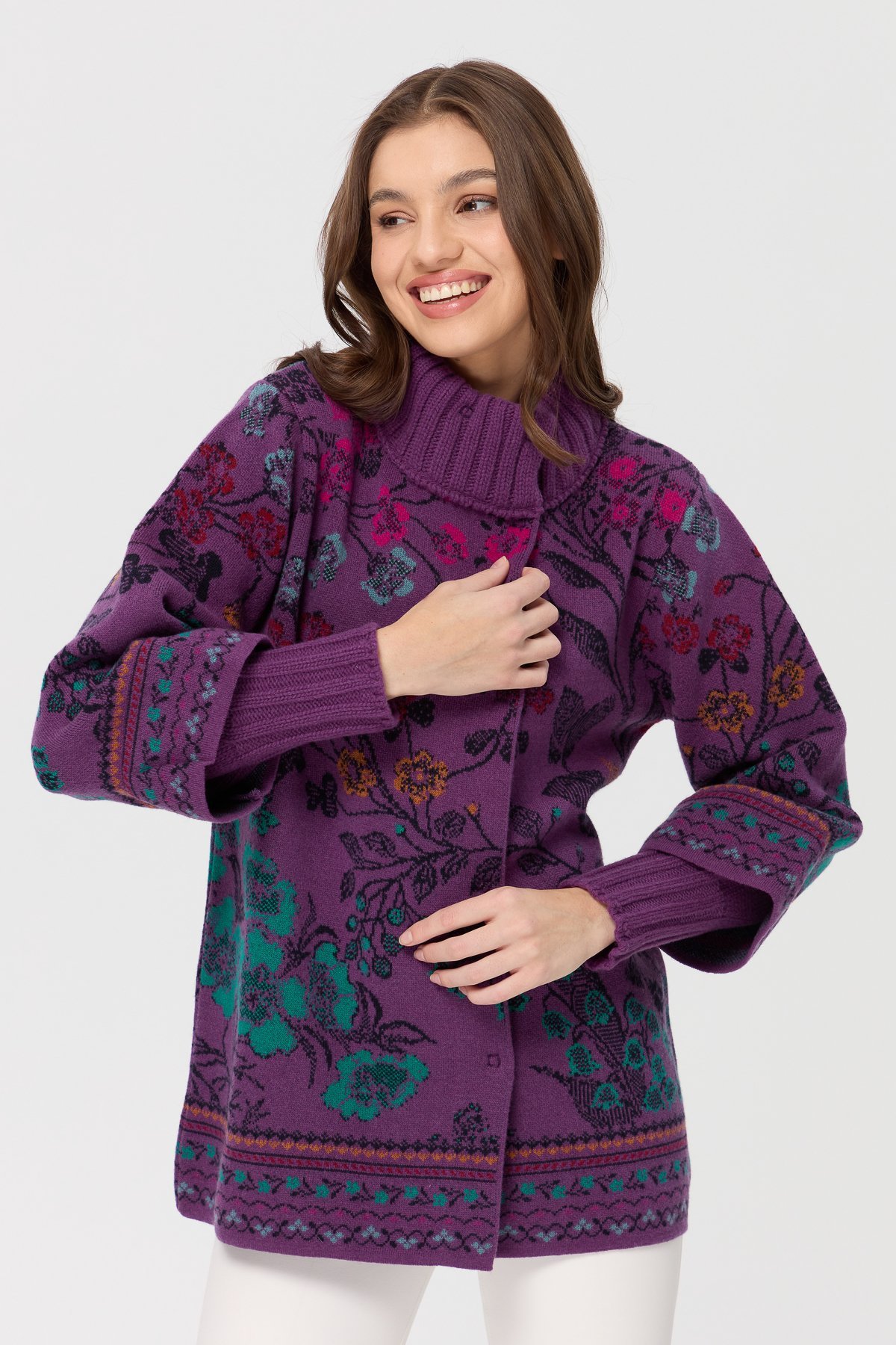 23017Kadın Dik Yaka Sarmaşık Çiçekli Yün Kaban A.Mor