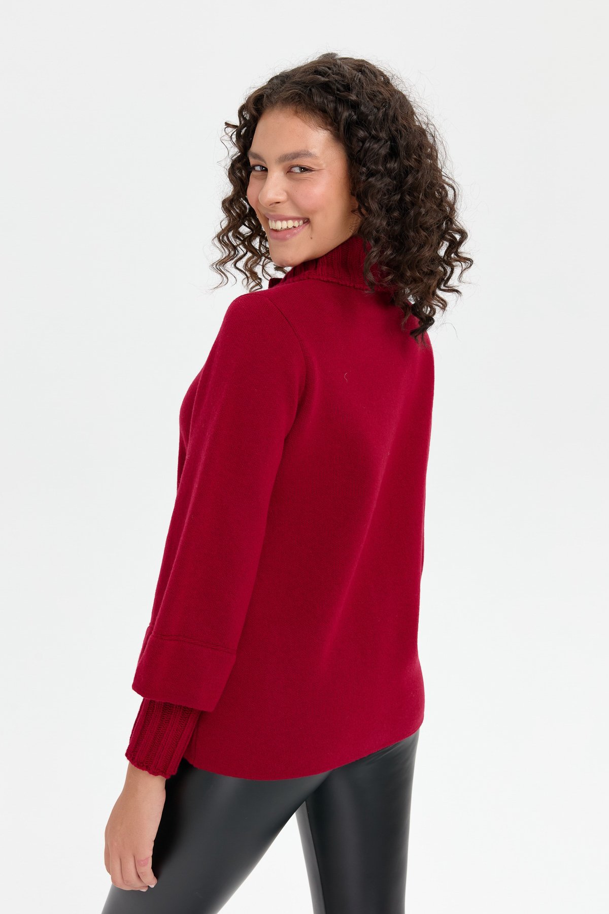 24046Kadın Dik Yaka Truvakar Kol Kısa Yün Ceket V.Çürüğü