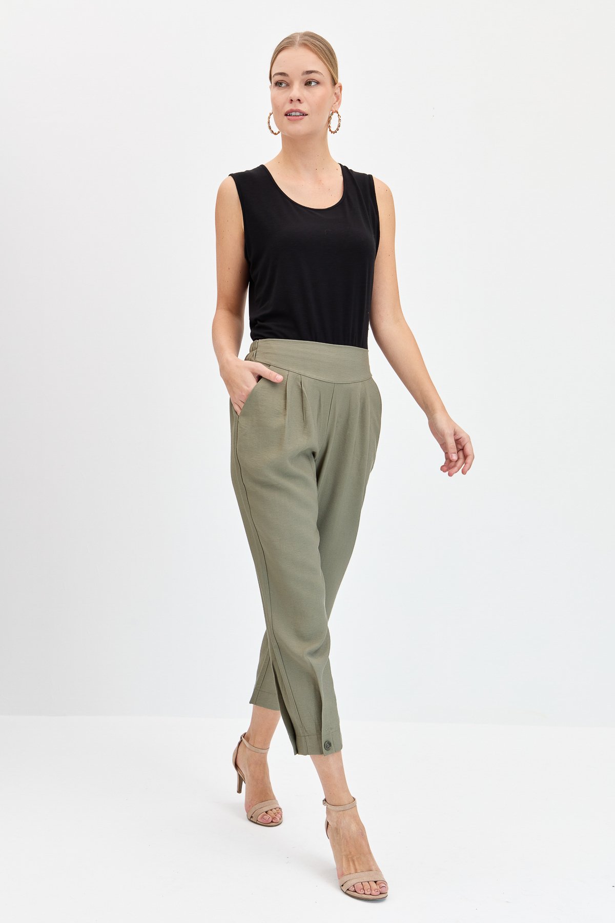 KMYPT01Kadın Geniş Kemerli Paçası Düğmeli Keten Pantolon Haki