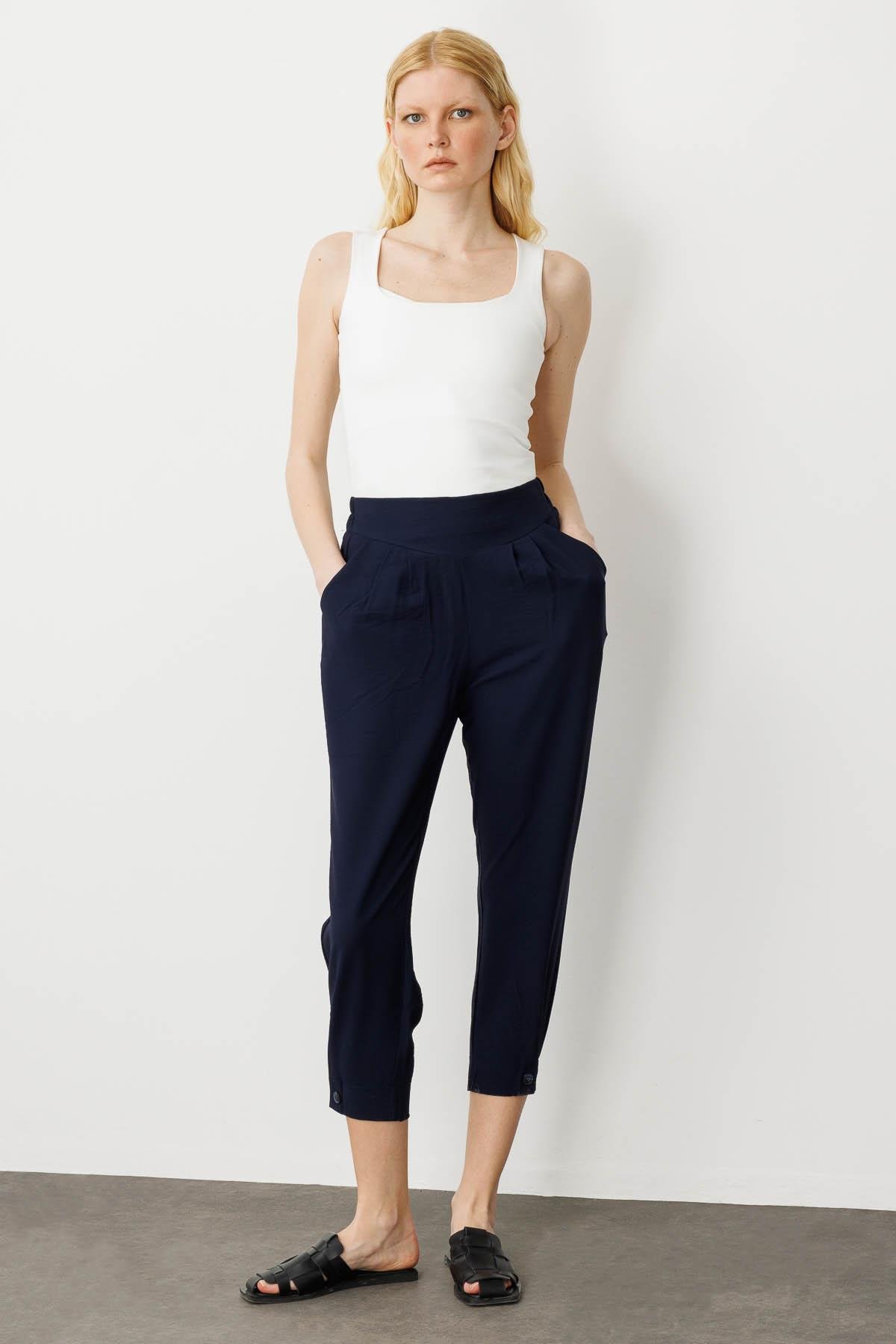 KMYPT01Kadın Geniş Kemerli Paçası Düğmeli Keten Pantolon Lacivert