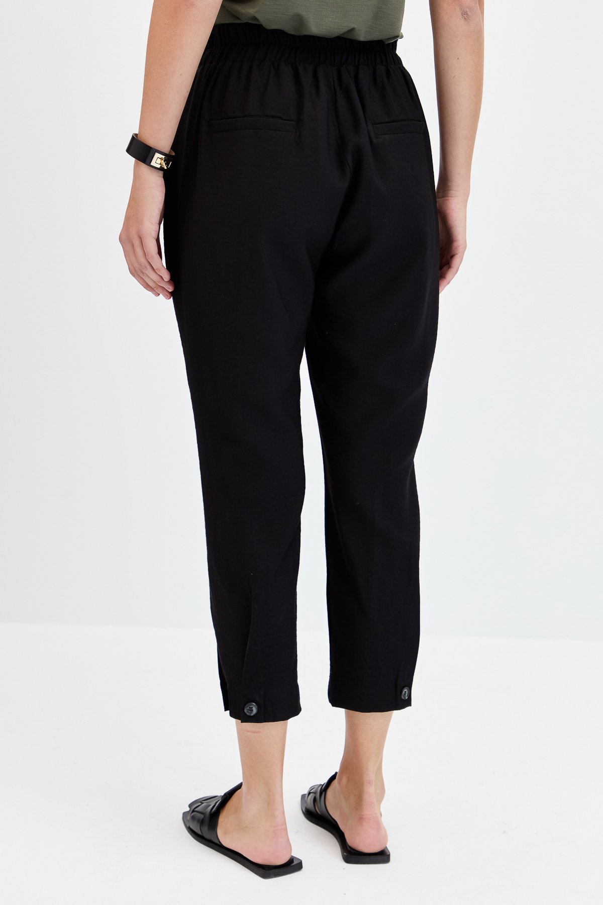 KMYPT01Kadın Geniş Kemerli Paçası Düğmeli Keten Pantolon Siyah