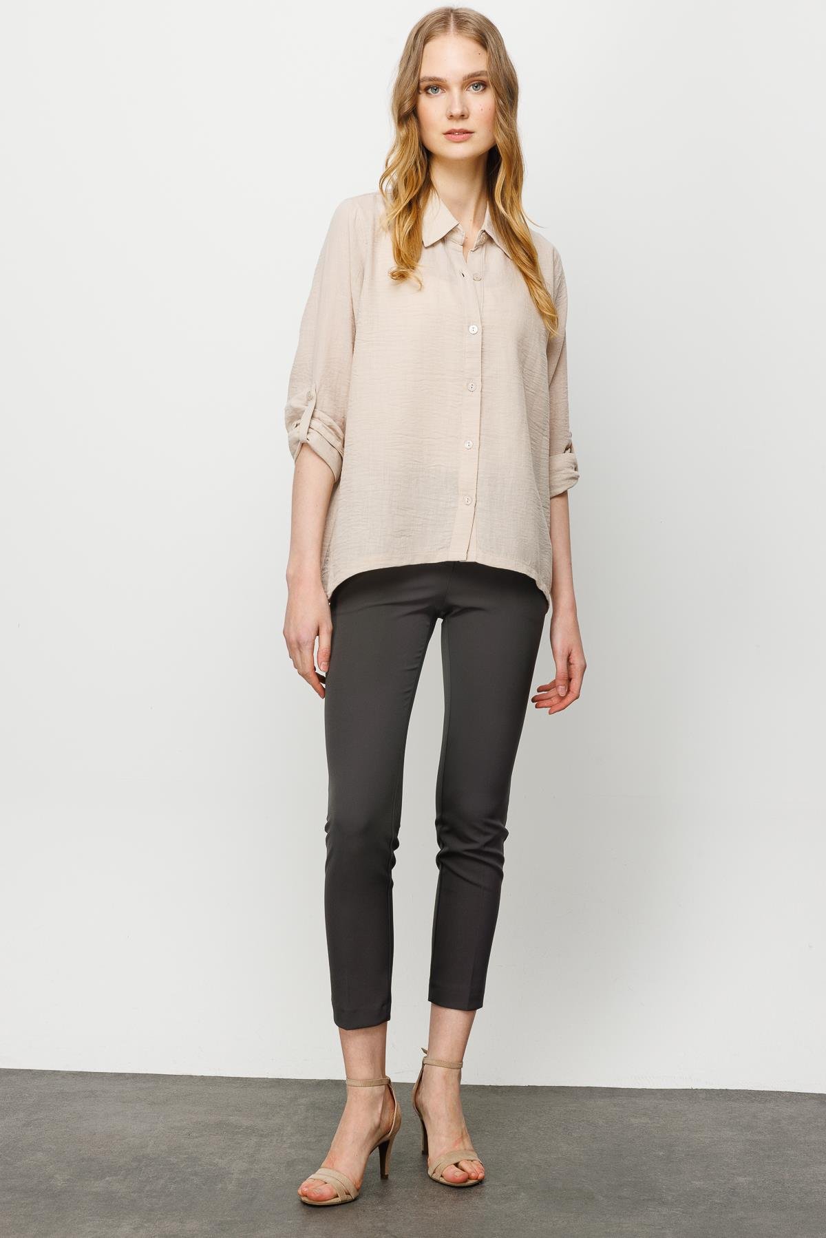 23773Kadın Geniş Kesim Düz Keten Gömlek Bej