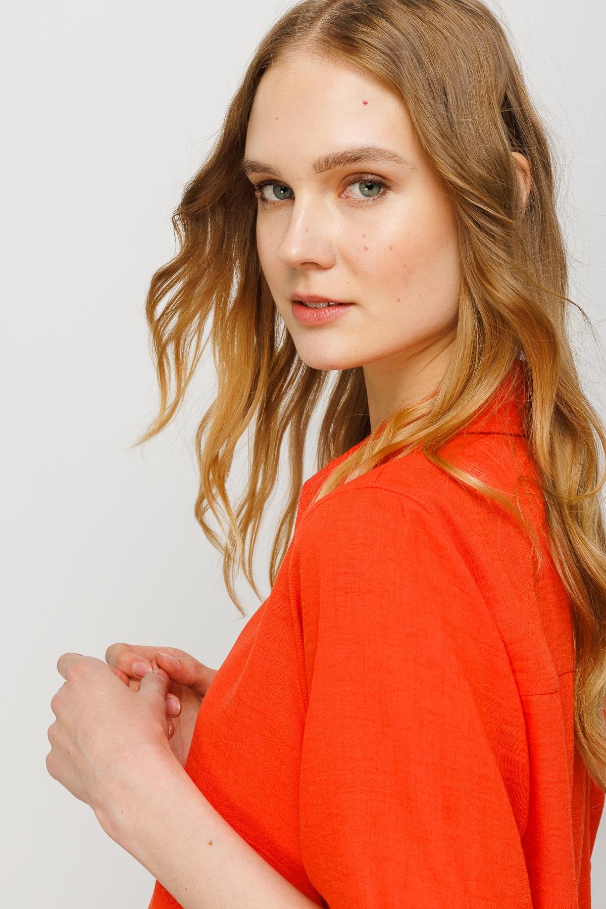 23773Kadın Geniş Kesim Düz Keten Gömlek Oranj