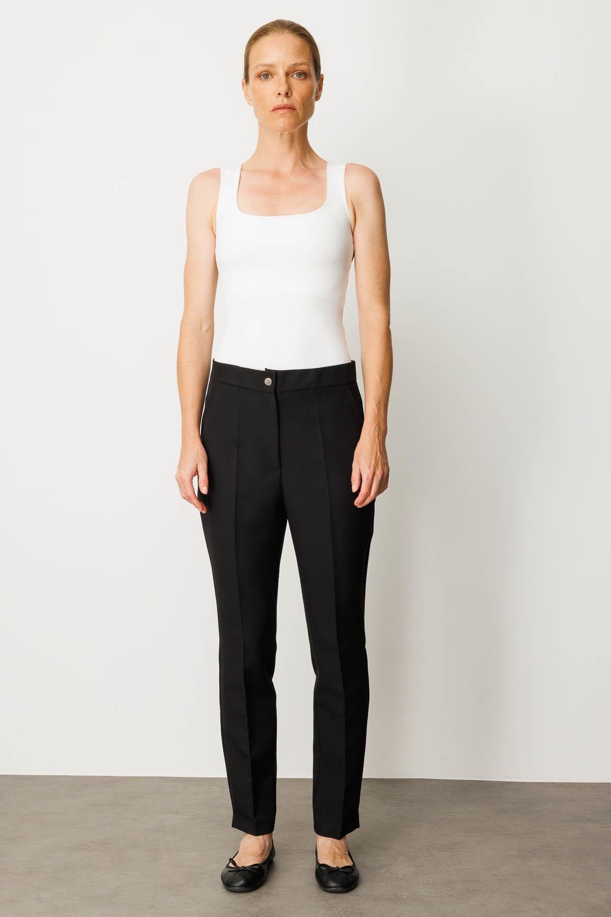 25913Kadın Gizli Fermuarlı Yan Cepli Kumaş Pantolon Siyah