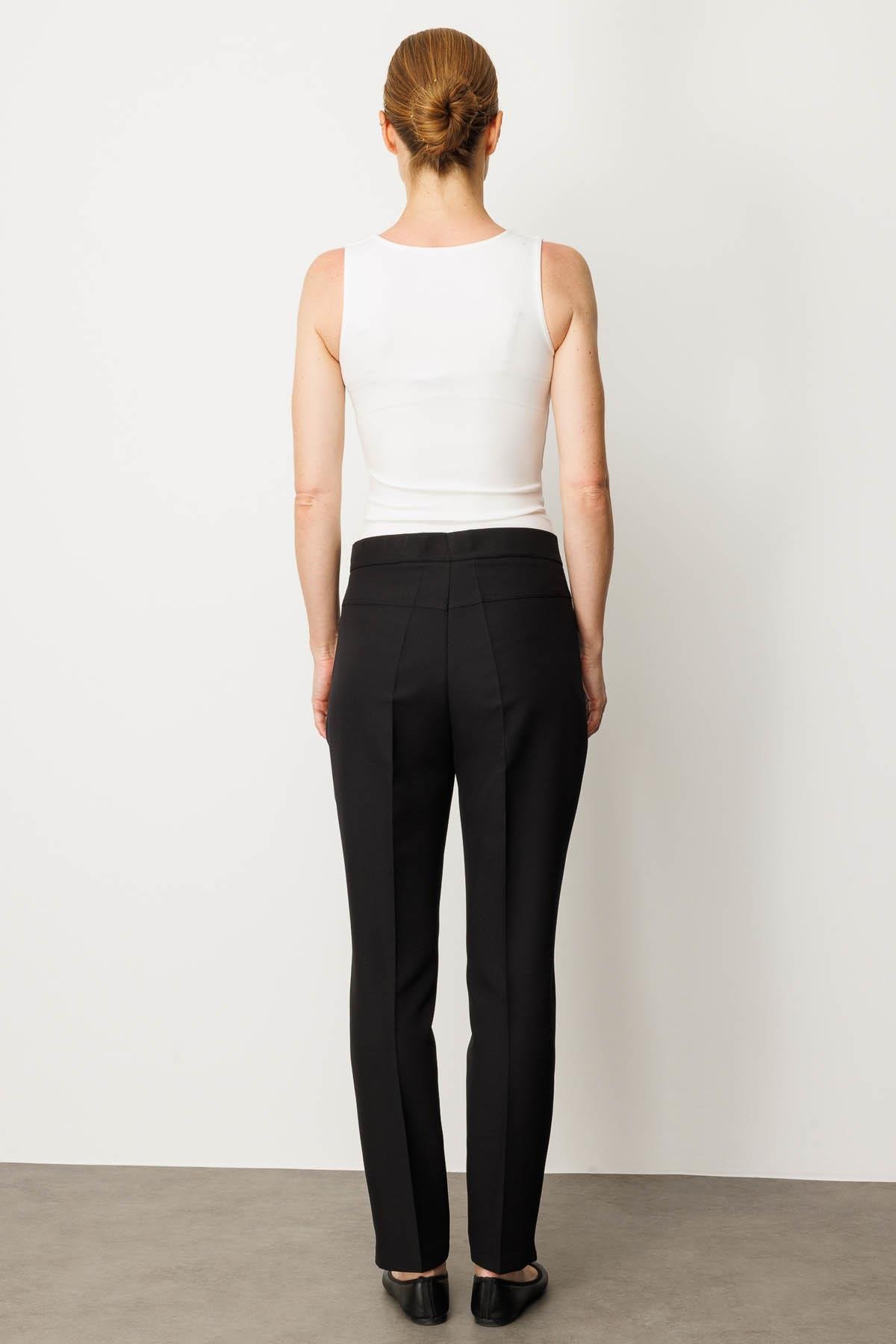 25913Kadın Gizli Fermuarlı Yan Cepli Kumaş Pantolon Siyah