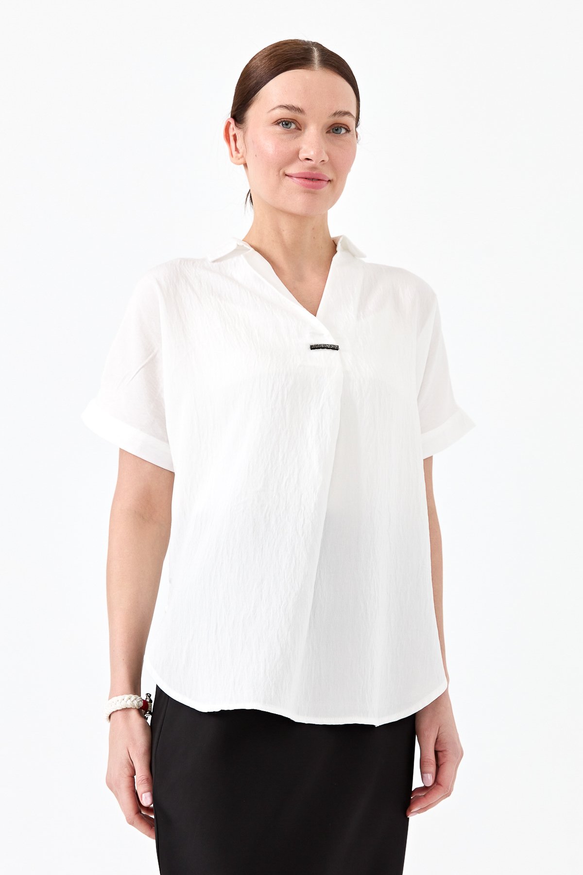 23459Kadın Gömlek Yaka Tokalı Penye T-shirt Ekru