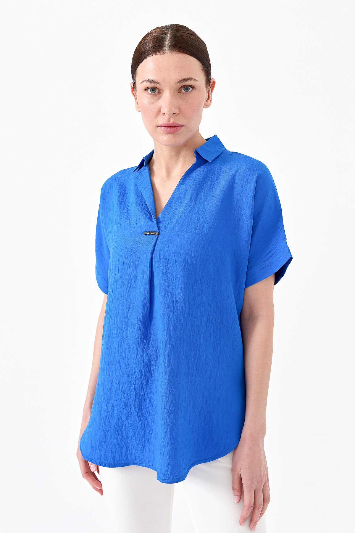 23459Kadın Gömlek Yaka Tokalı Penye T-shirt Saks