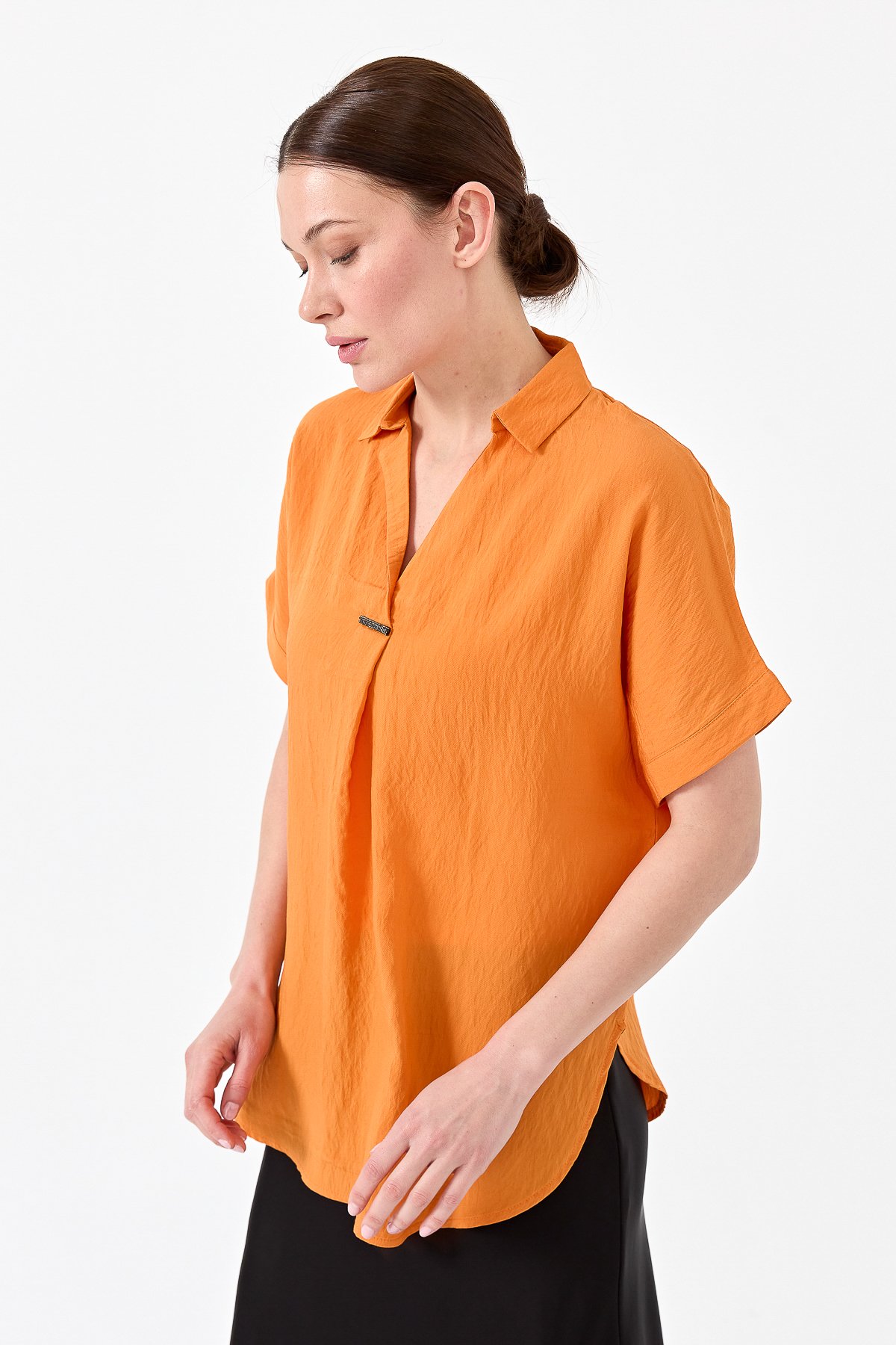 23459Kadın Gömlek Yaka Tokalı Penye T-shirt Oranj