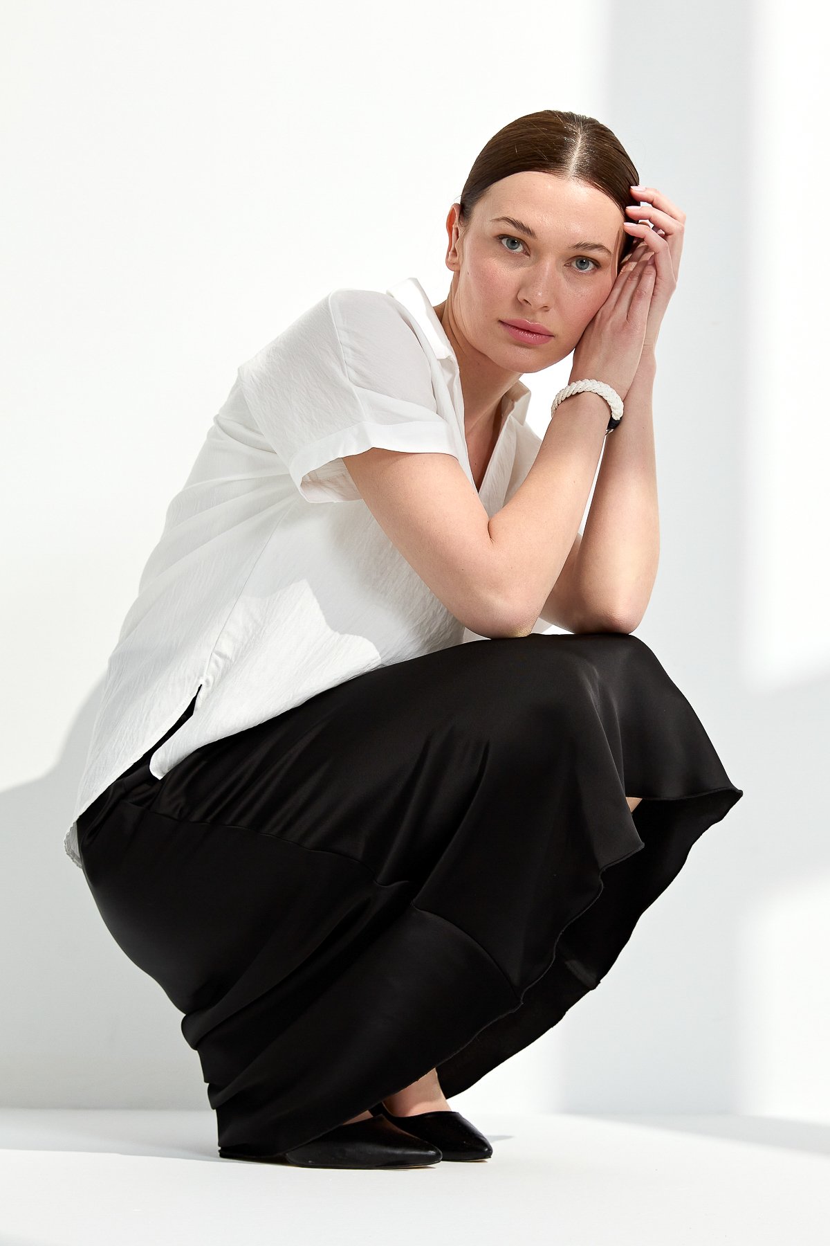 23459Kadın Gömlek Yaka Tokalı Penye T-shirt Ekru