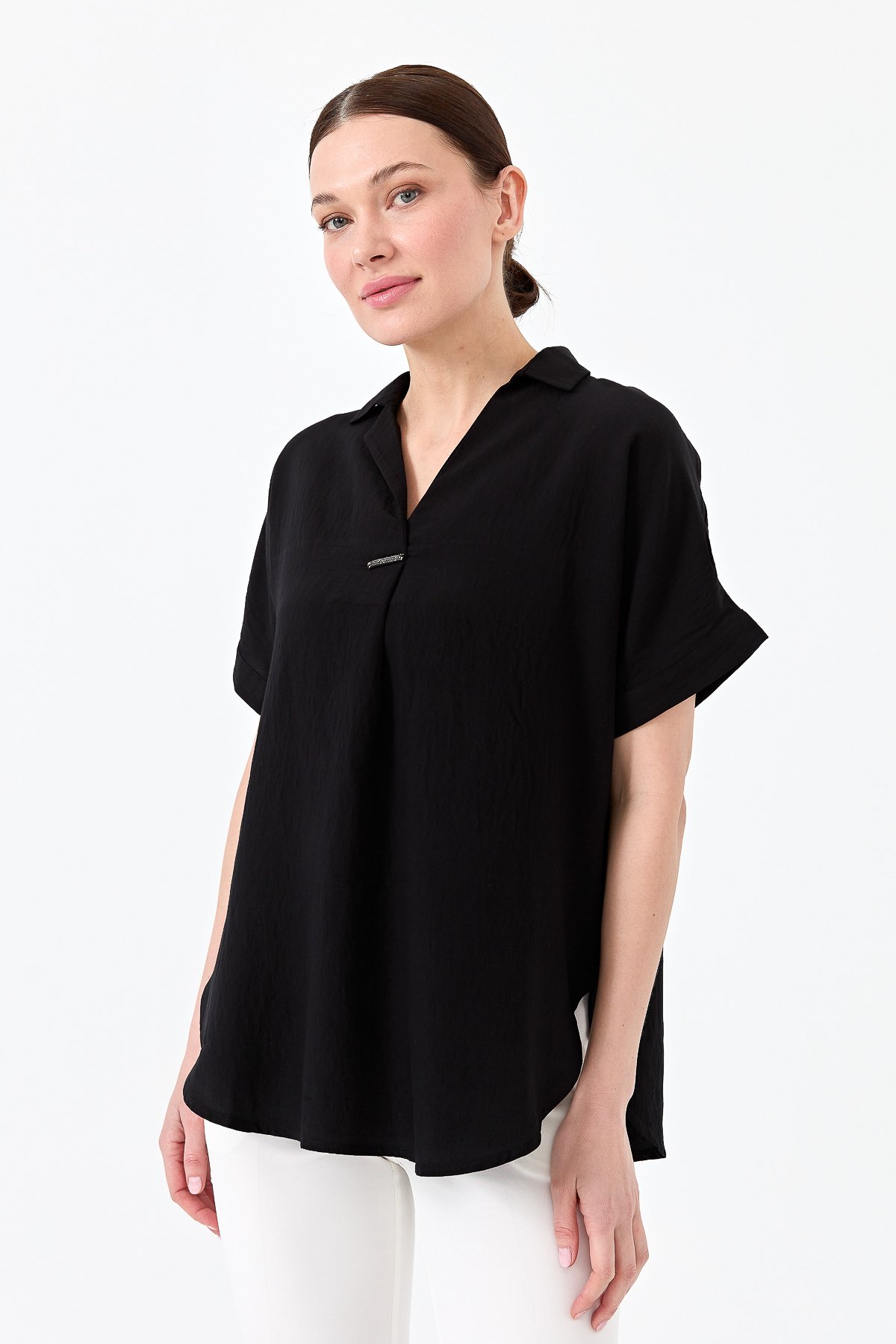 23459Kadın Gömlek Yaka Tokalı Penye T-shirt Siyah