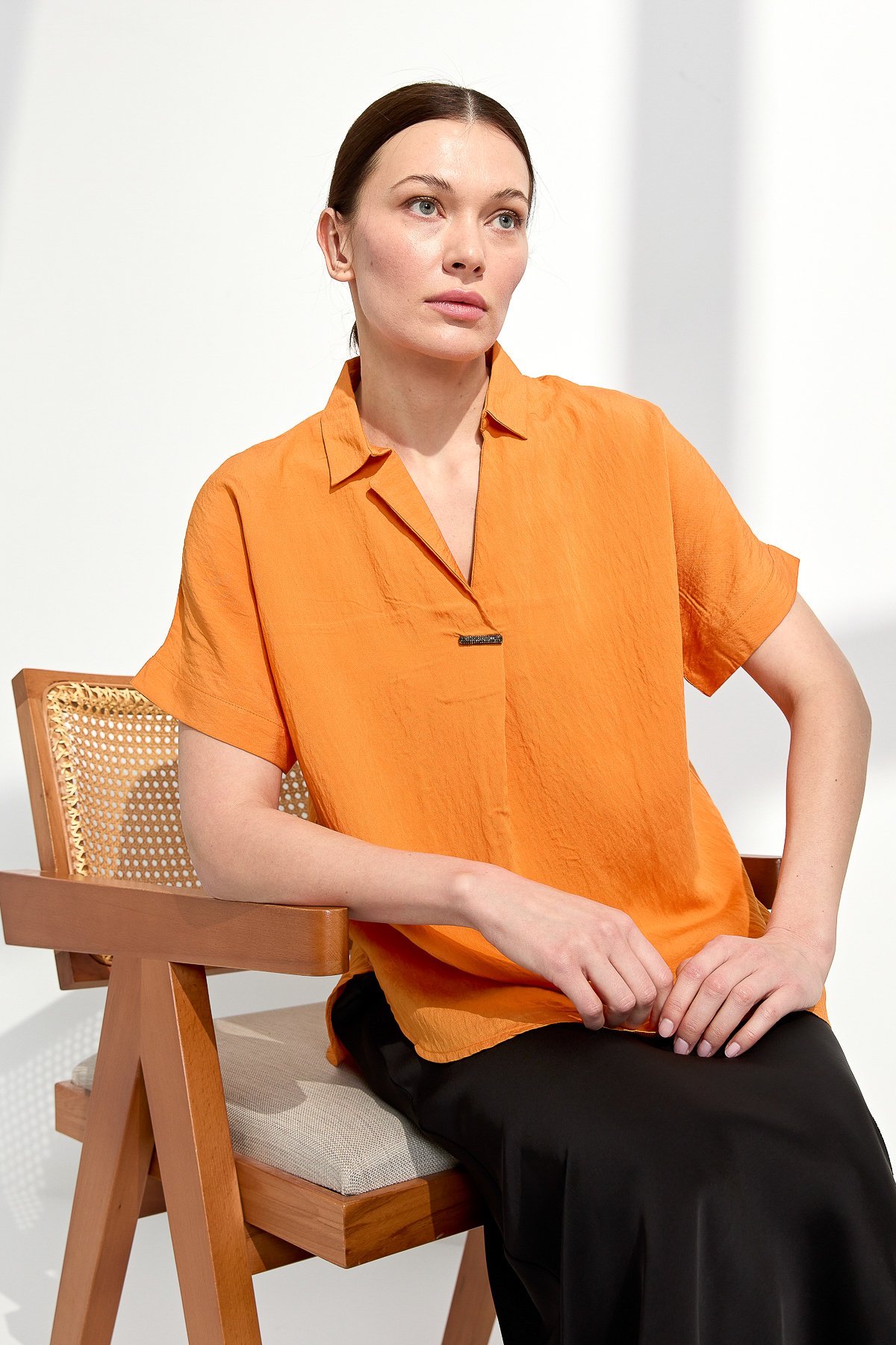 23459Kadın Gömlek Yaka Tokalı Penye T-shirt Oranj