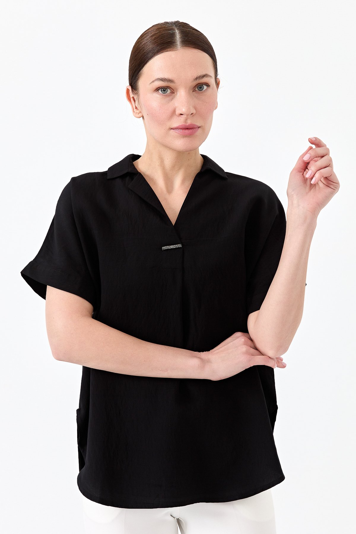 23459Kadın Gömlek Yaka Tokalı Penye T-shirt Siyah