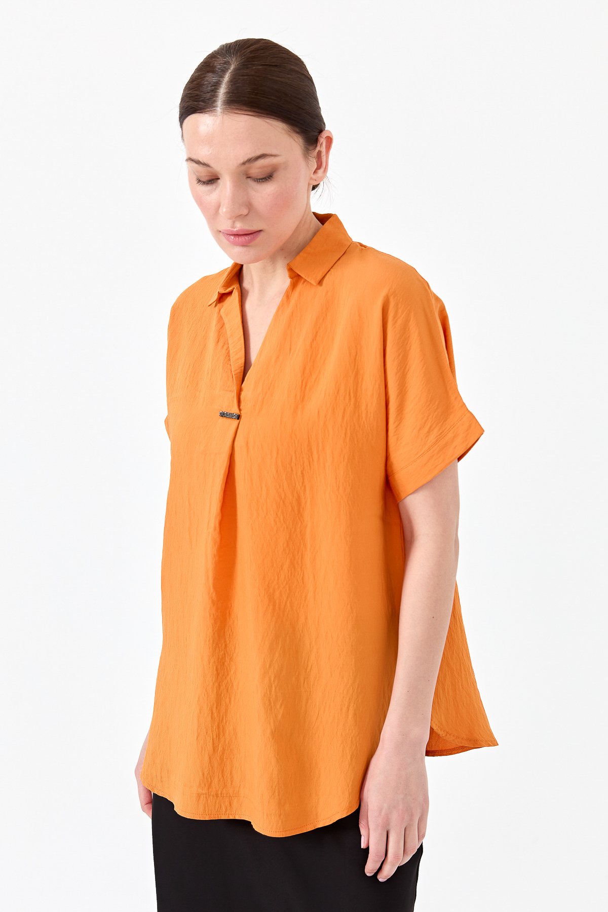 23459Kadın Gömlek Yaka Tokalı Penye T-shirt Oranj