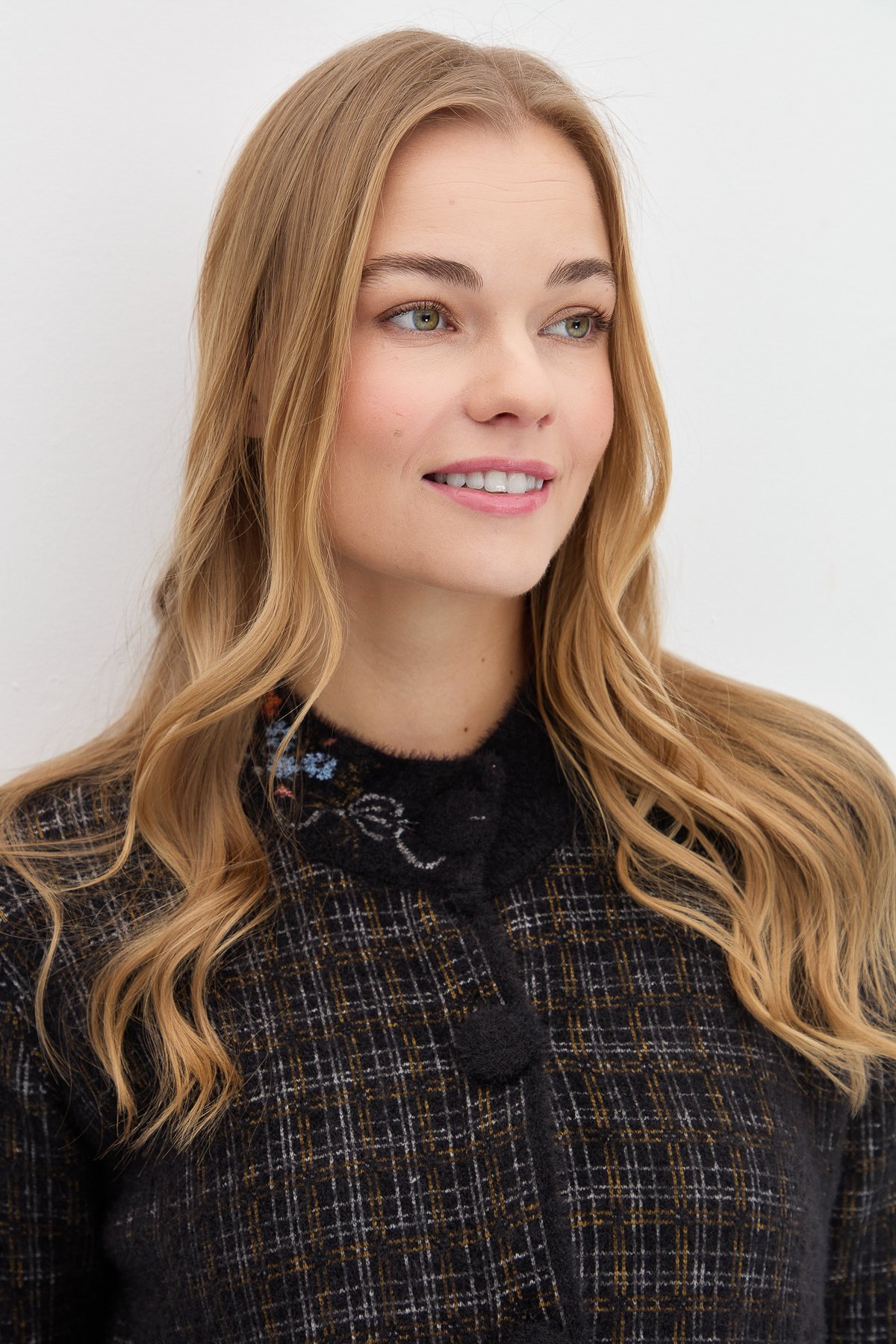 23399Kadın Hakim Yaka Düğmeli Uzun Kaban Siyah