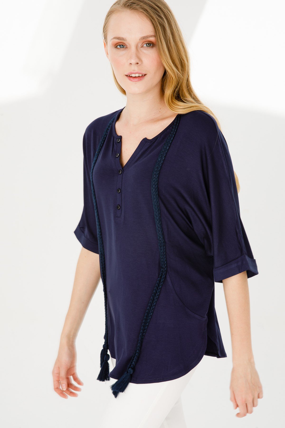 KADIN HAKİM YAKA YARASA KOL PÜSKÜLLÜ PENYE TUNİK LACİVERT