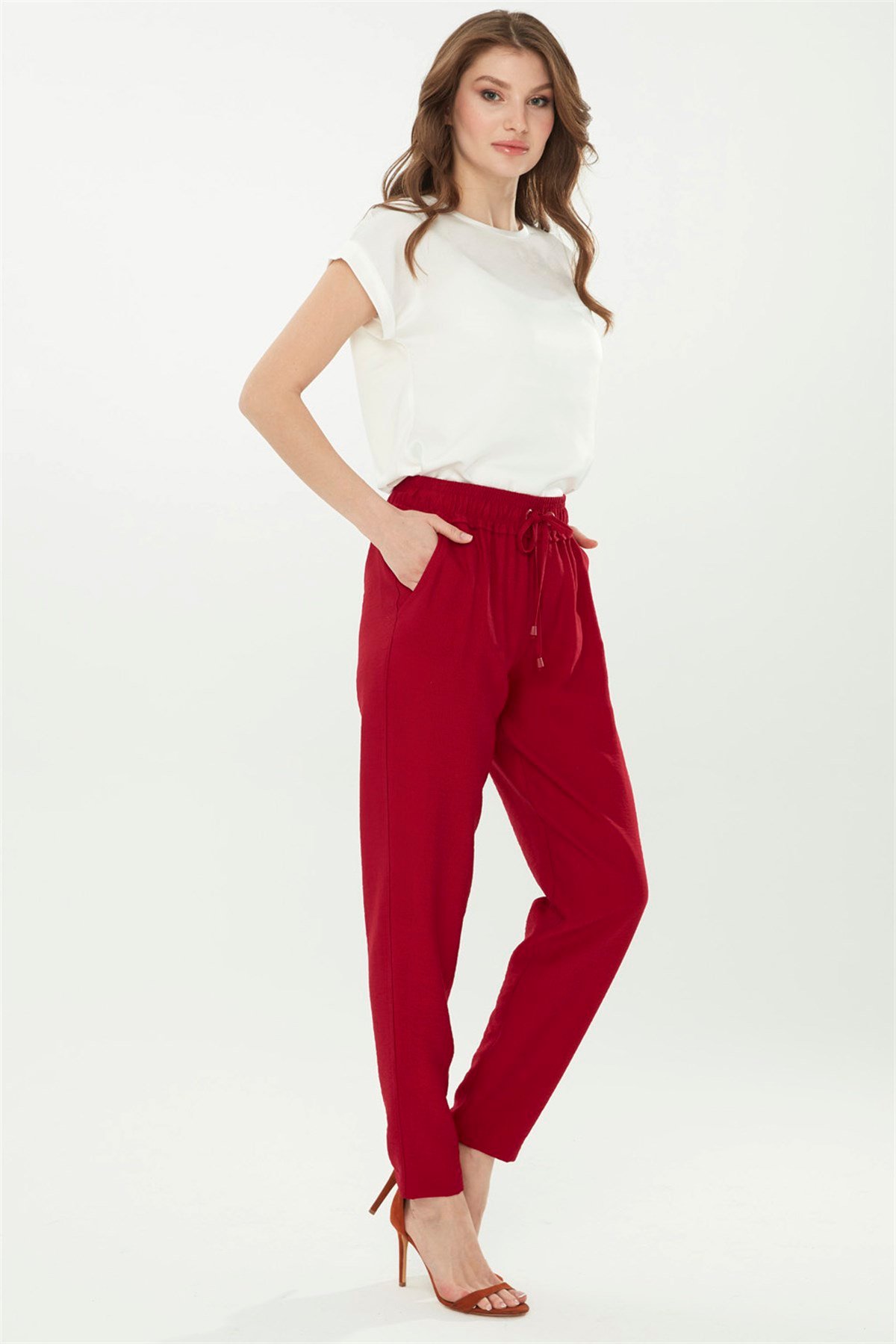 21972Kadın Havuç Paça Keten Pantolon Kırmızı