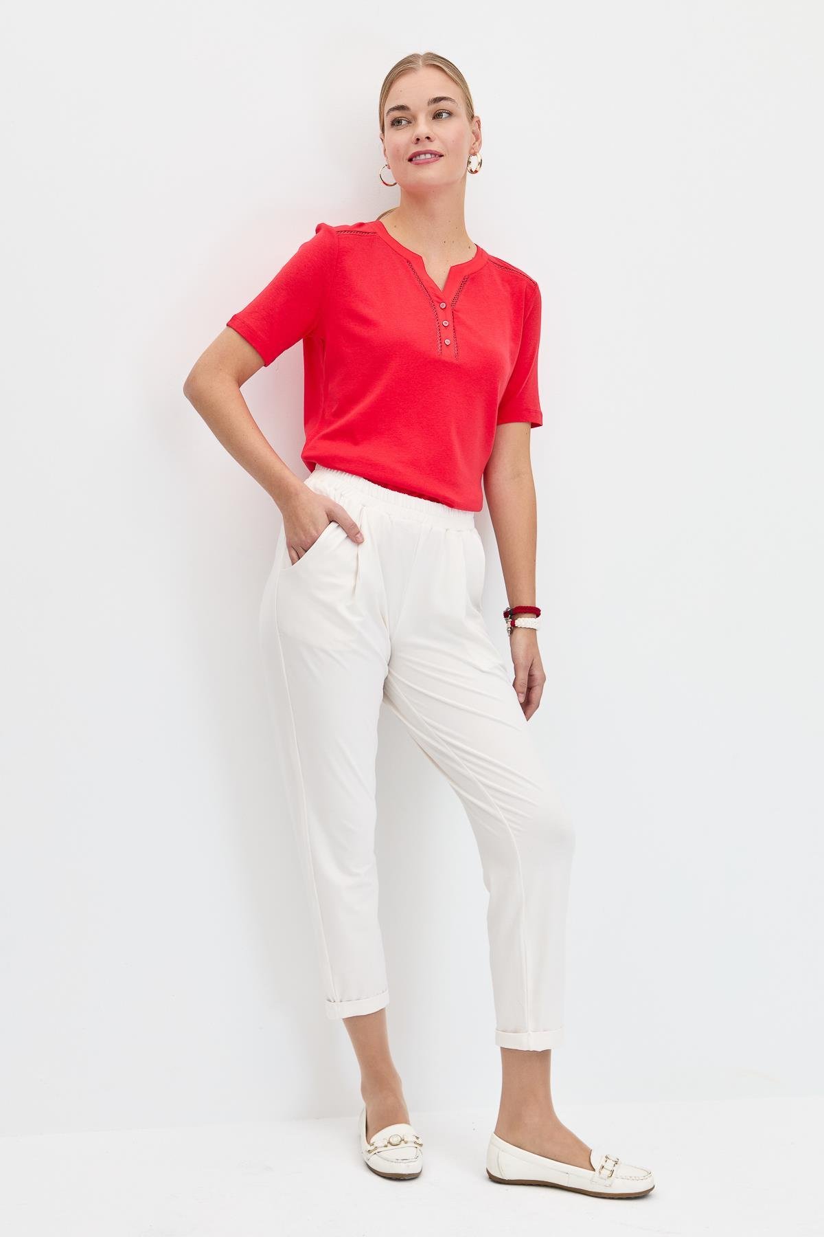 22722Kadın Havuç Paça Penye Pantolon Ekru