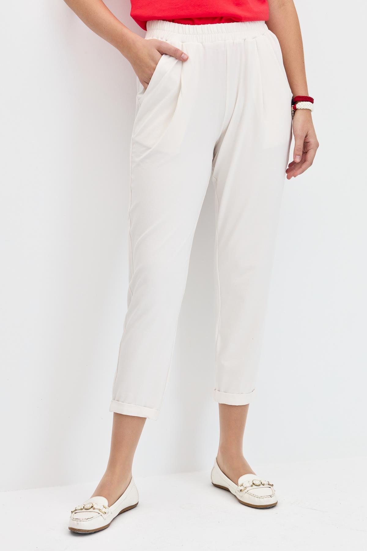 22722Kadın Havuç Paça Penye Pantolon Ekru